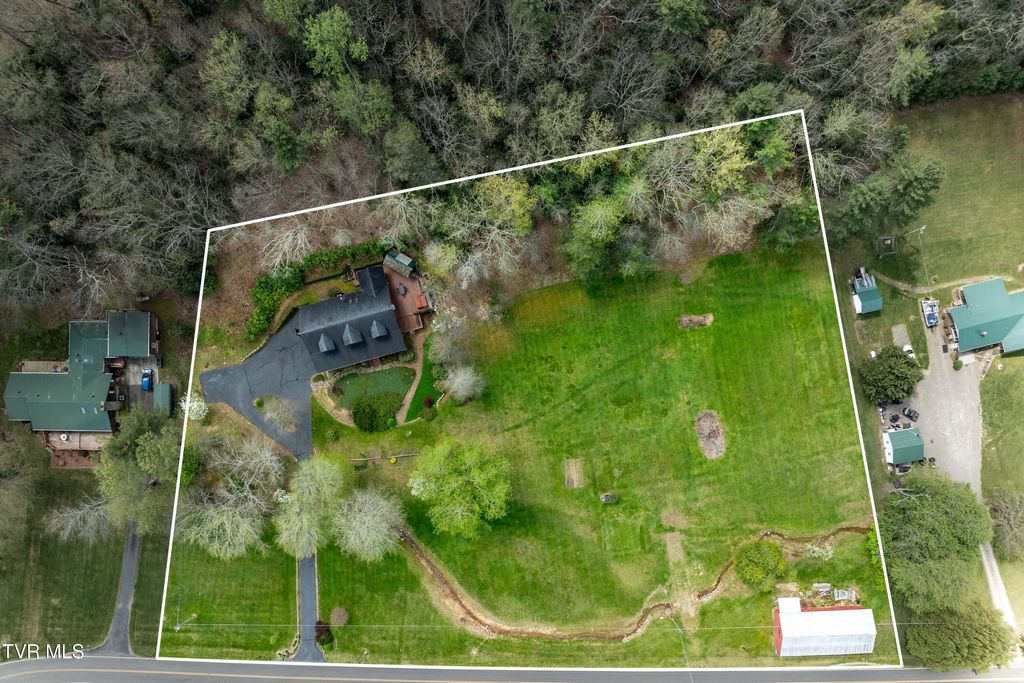 Photo of 1297 Harbin Hill Road, Mountain City, TN 37683 (MLS # 9994165)