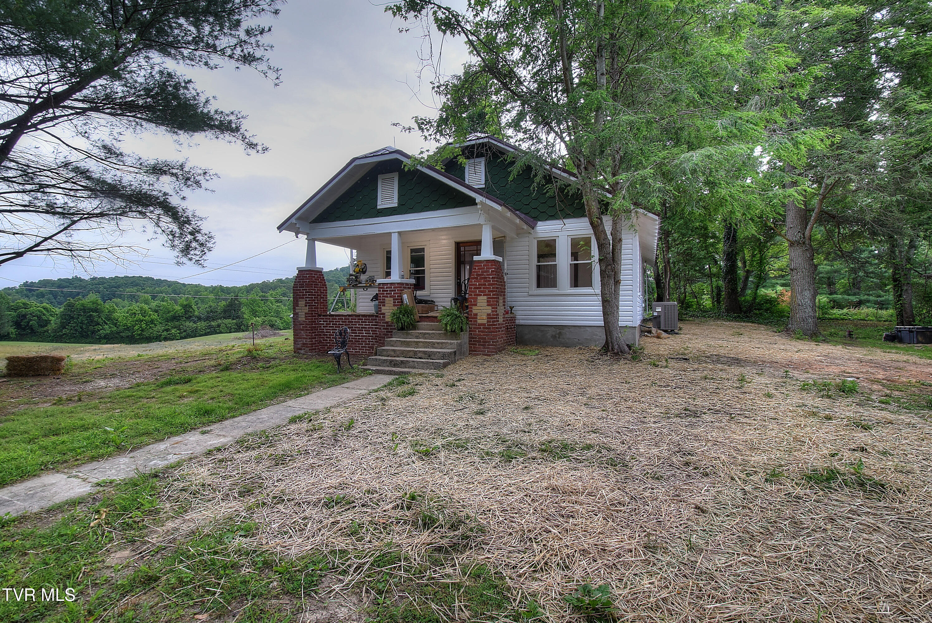 740 Fishpond Road, Chuckey, Tennessee image 3