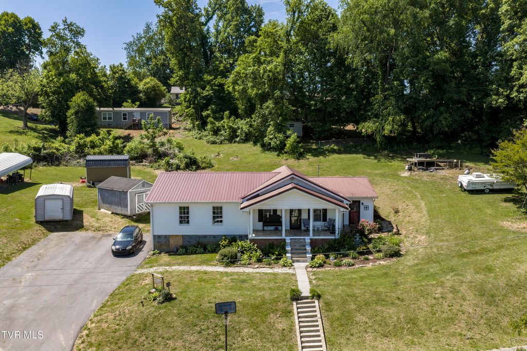 Photo of 118 Bowers Avenue, Johnson City, TN 37601 (MLS # 9995680)