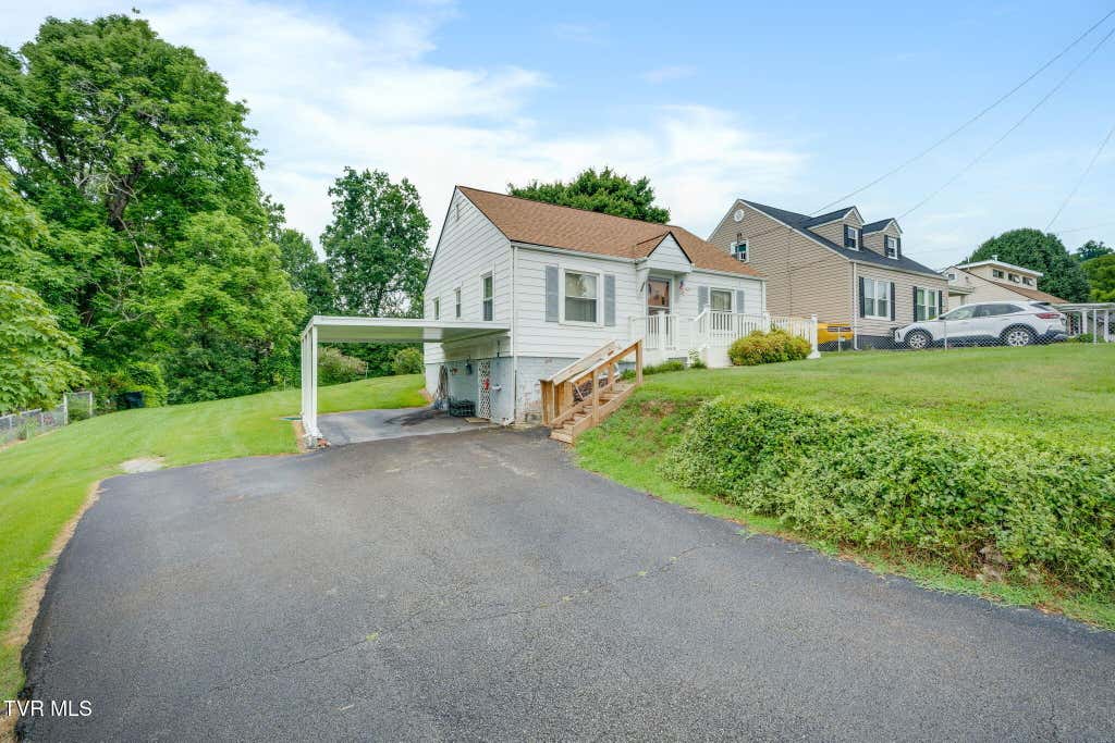 Photo of 156 Kingsley Avenue, Kingsport, TN 37660 (MLS # 9998088)