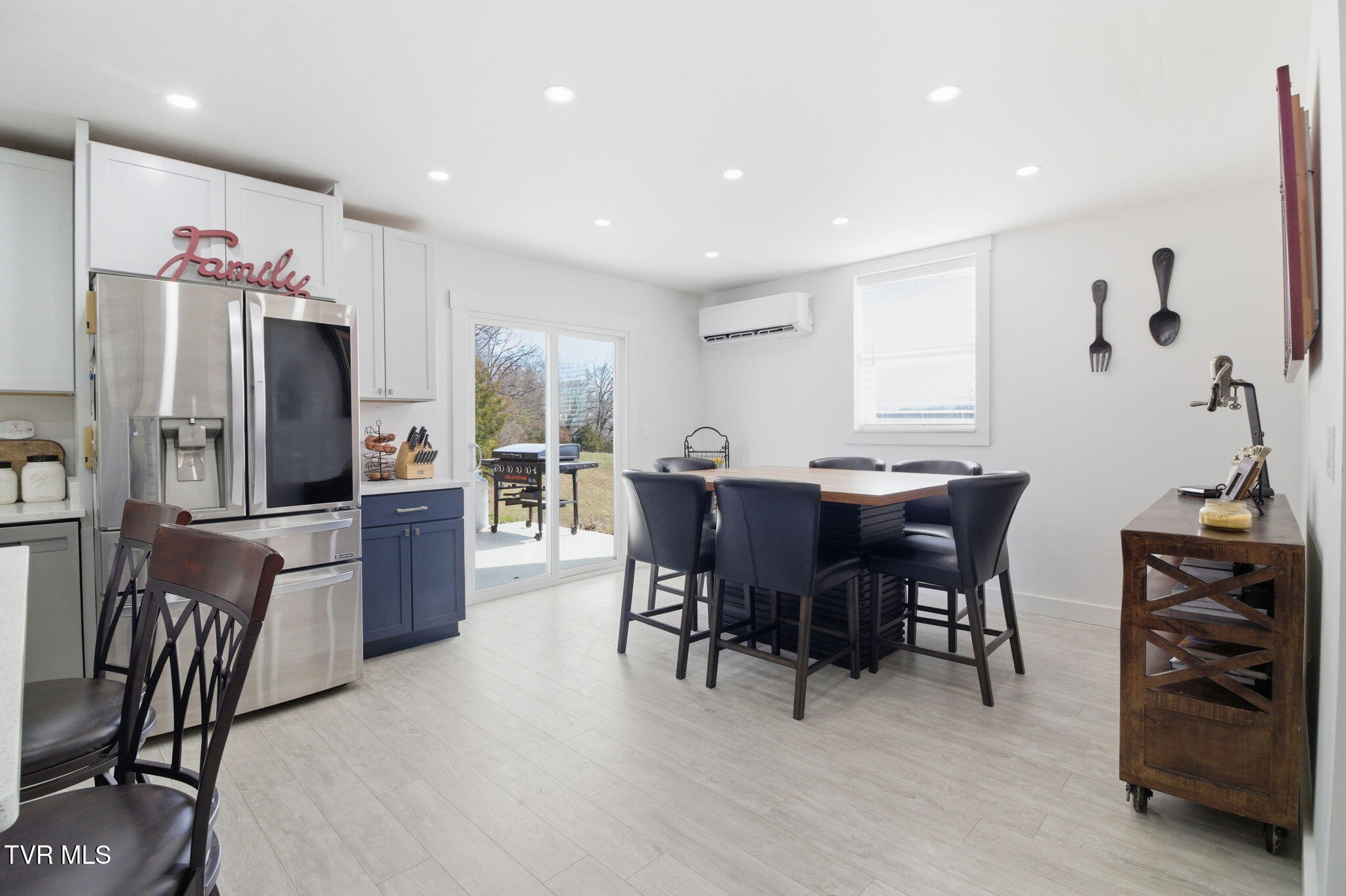 411 Saint James Road