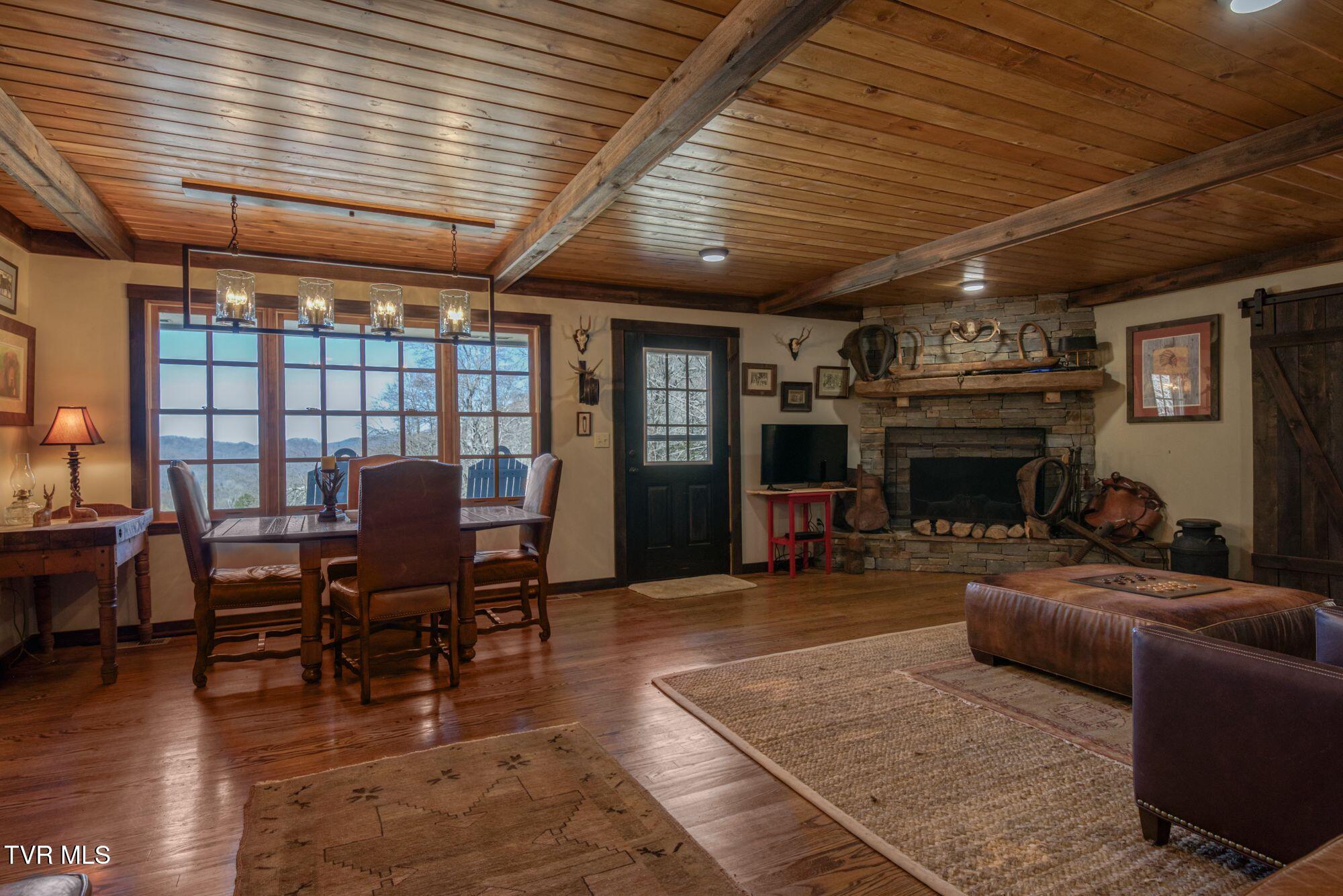 752 Heaton Creek Rd. Rd, Roan Mountain, Tennessee image 4