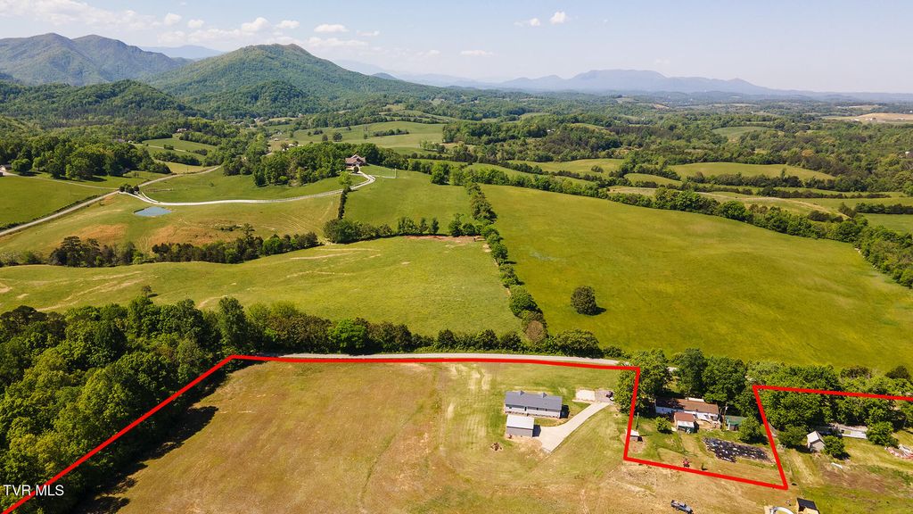 Photo of 822 Sunlight Road, Parrottsville, TN 37843 (MLS # 9994521)