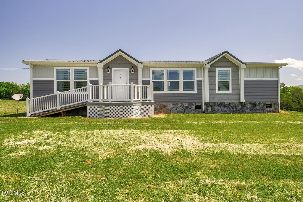 Photo of 822 Sunlight Road, Parrottsville, TN 37843 (MLS # 9994521)