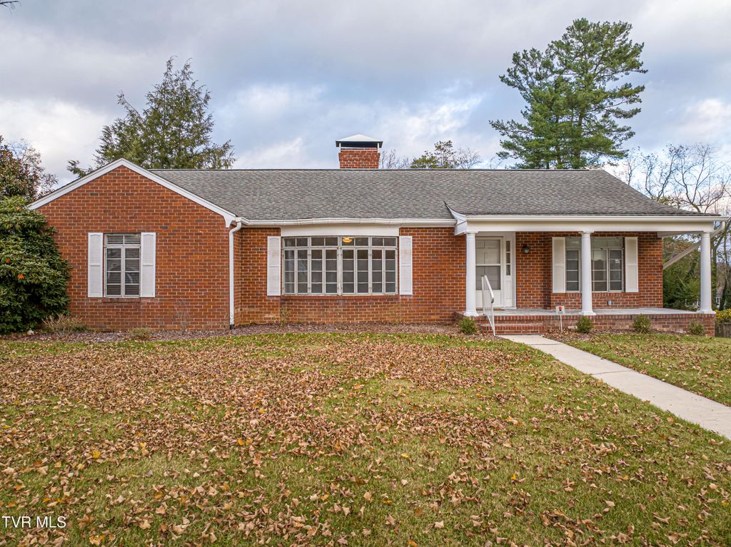 Photo of 414 Court Street, Abingdon, VA 24210 (MLS # 9988040)