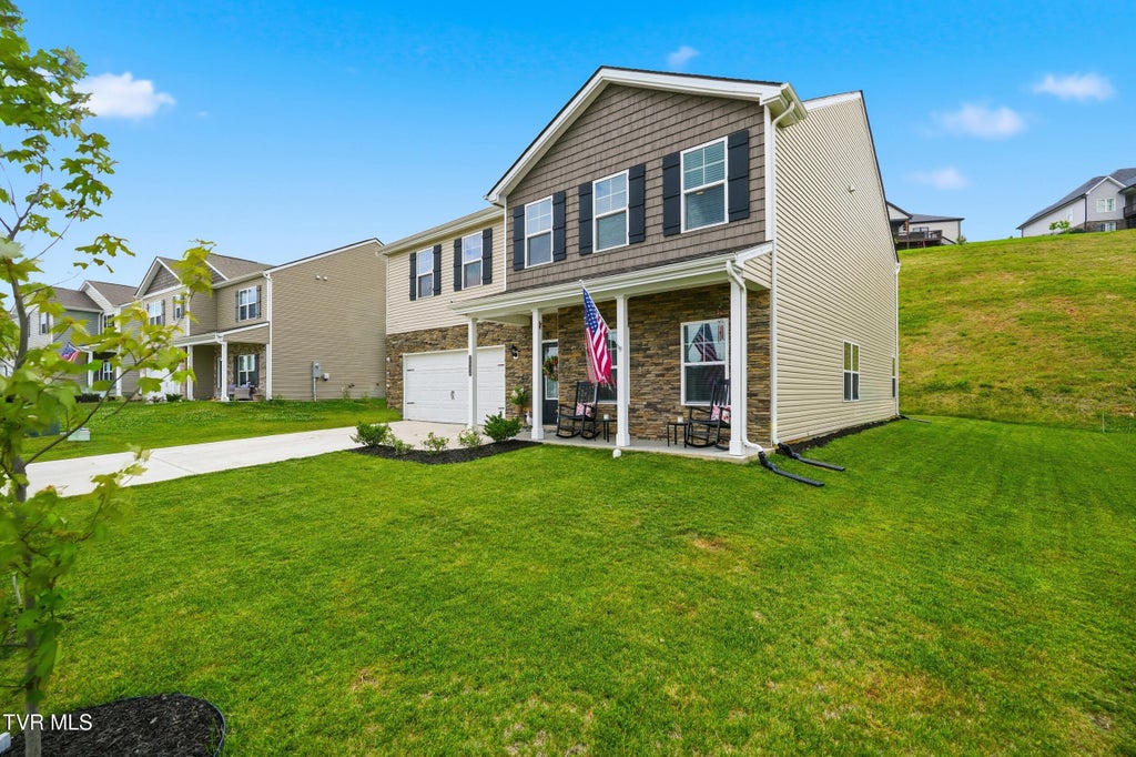 Photo of 2544 Bridgeforth Crossing, Kingsport, TN 37664 (MLS # 9996728)