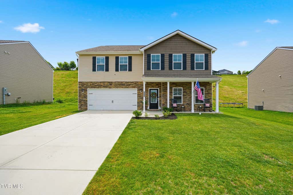 Photo of 2544 Bridgeforth Crossing, Kingsport, TN 37664 (MLS # 9996728)