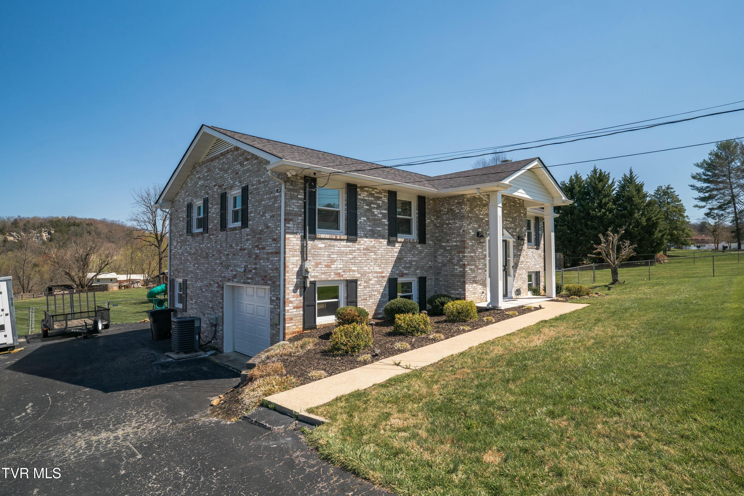 118 Patrick Henry Circle, Kingsport, Tennessee image 2