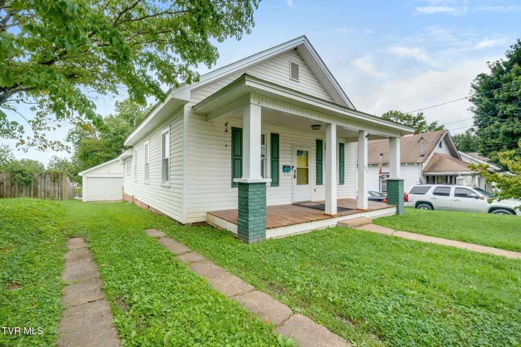 Photo of 942 Fairview Avenue, Kingsport, TN 37660 (MLS # 9999487)