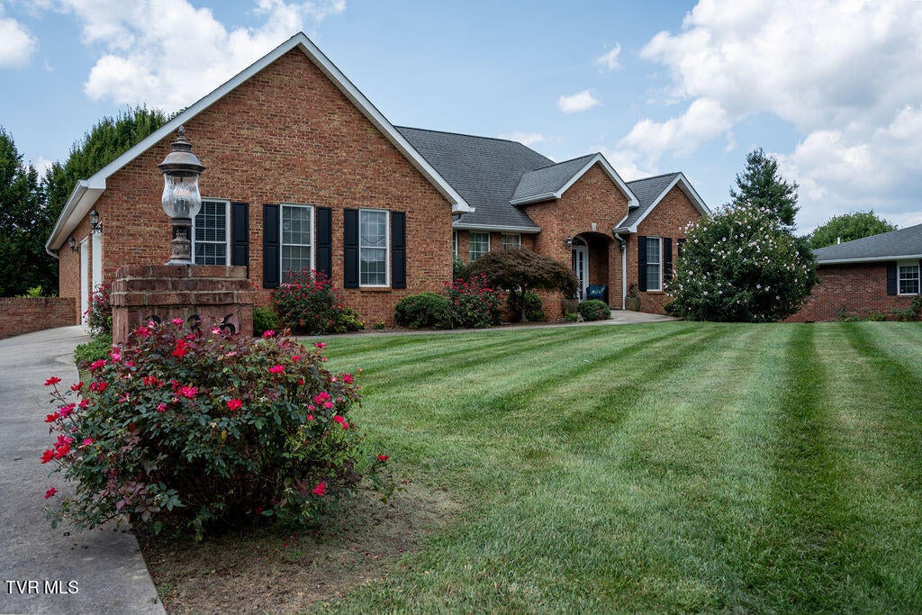 Photo of 236 Old Stage Drive, Bristol, TN 37620 (MLS # 9998949)