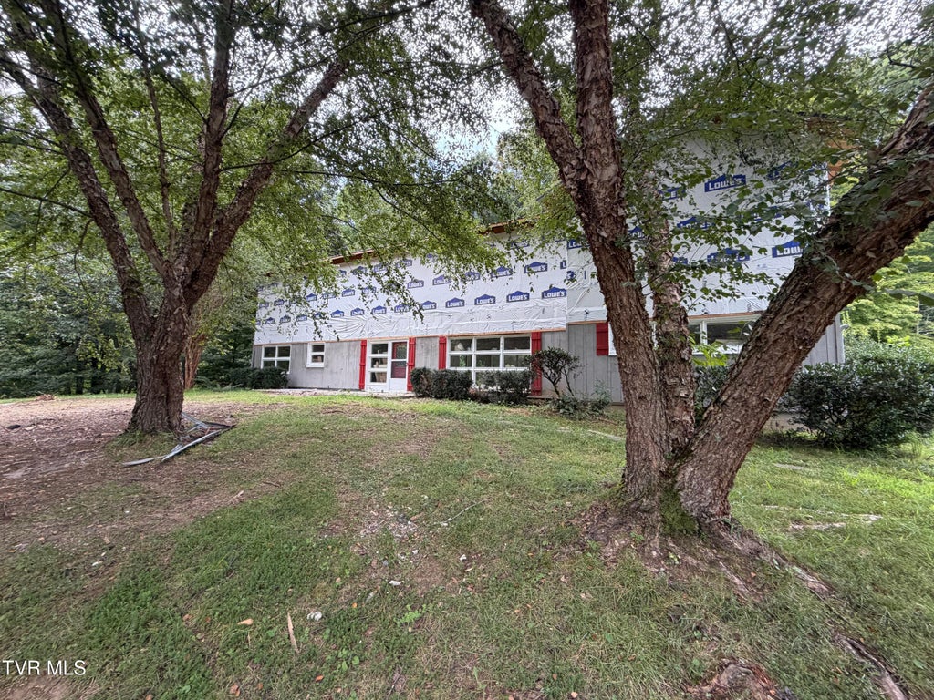 Photo of 407 Dogwood Lane, Rogersville, TN 37857 (MLS # 9999791)