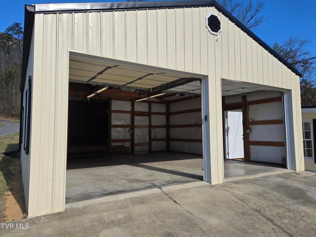 Photo of 164 Leaning Tree Drive, Gate City, VA 24251 (MLS # 9990505)