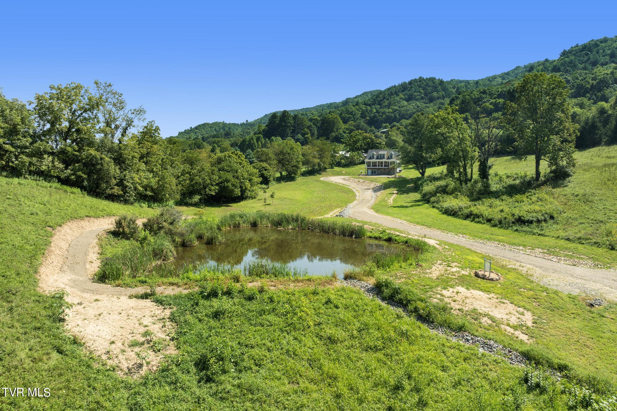 306 Silver Oak Trail, Butler, Tennessee image 45