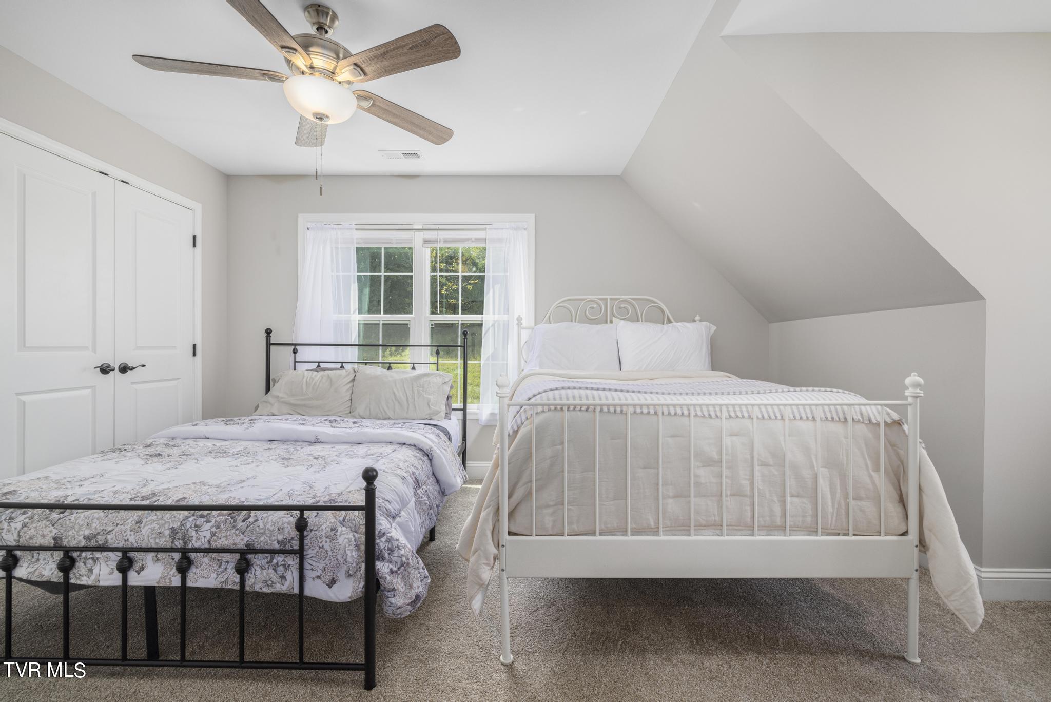 306 Silver Oak Trail, Butler, Tennessee image 28