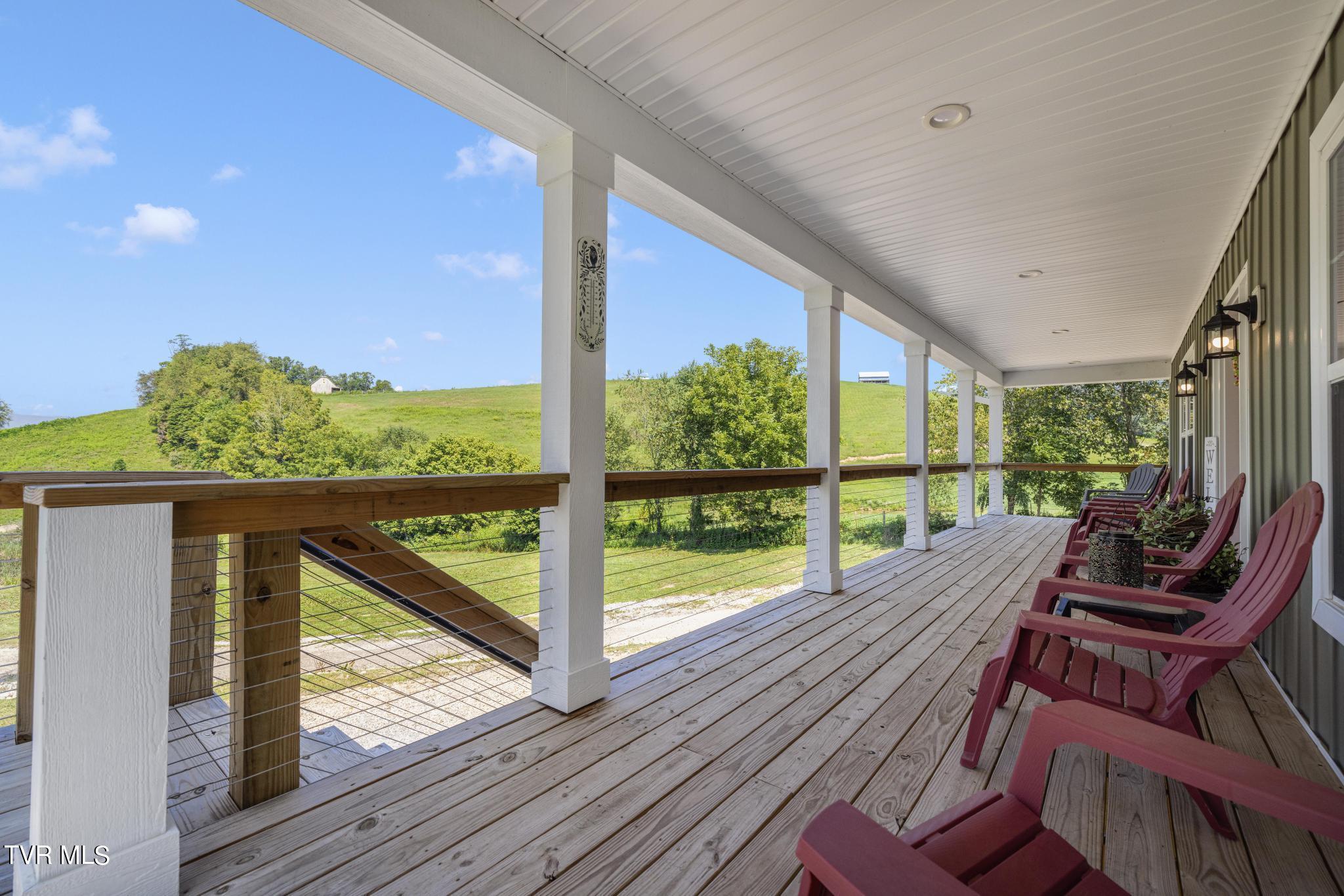 306 Silver Oak Trail, Butler, Tennessee image 3