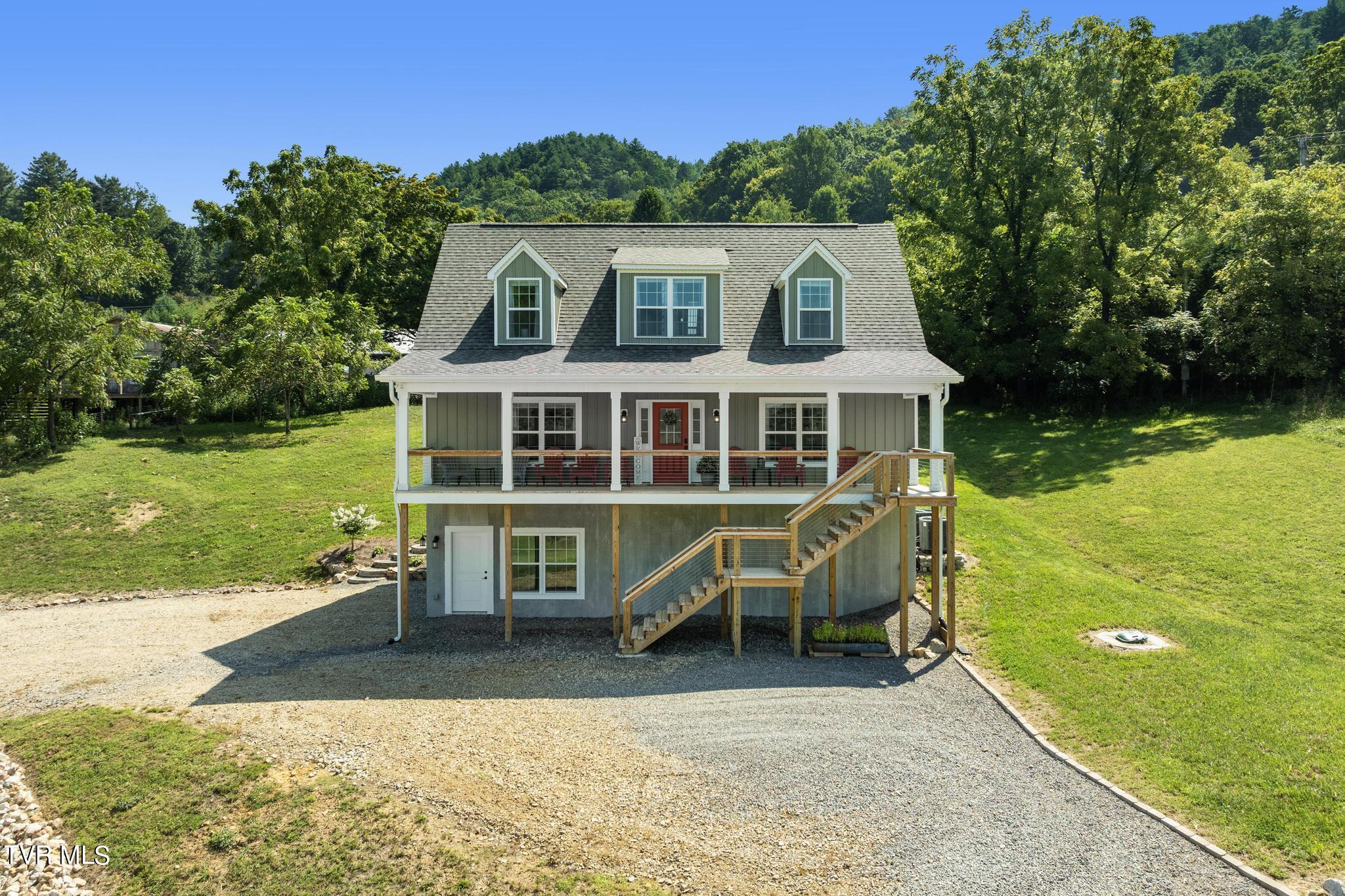 306 Silver Oak Trail, Butler, Tennessee image 1