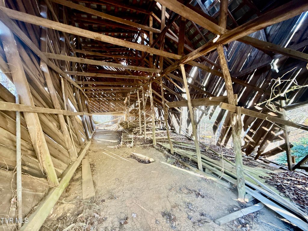 Photo of 2572 Tbd Rollins Road, Hartford, TN 37753 (MLS # 9989304)