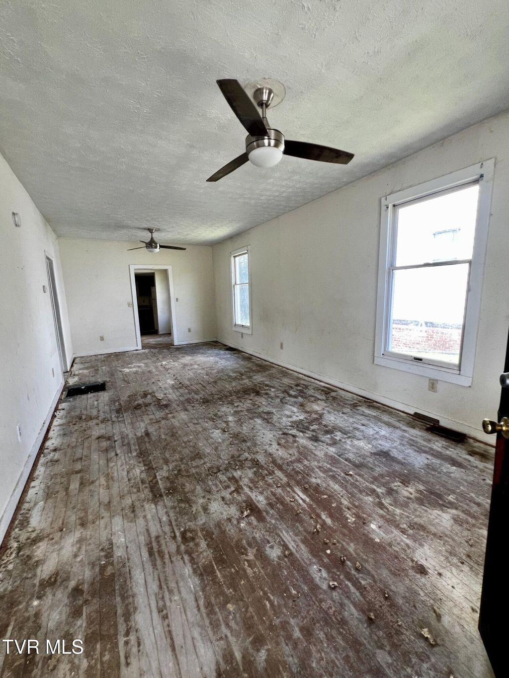 Photo of 209 Ravine Road, Kingsport, TN 37660 (MLS # 9997314)