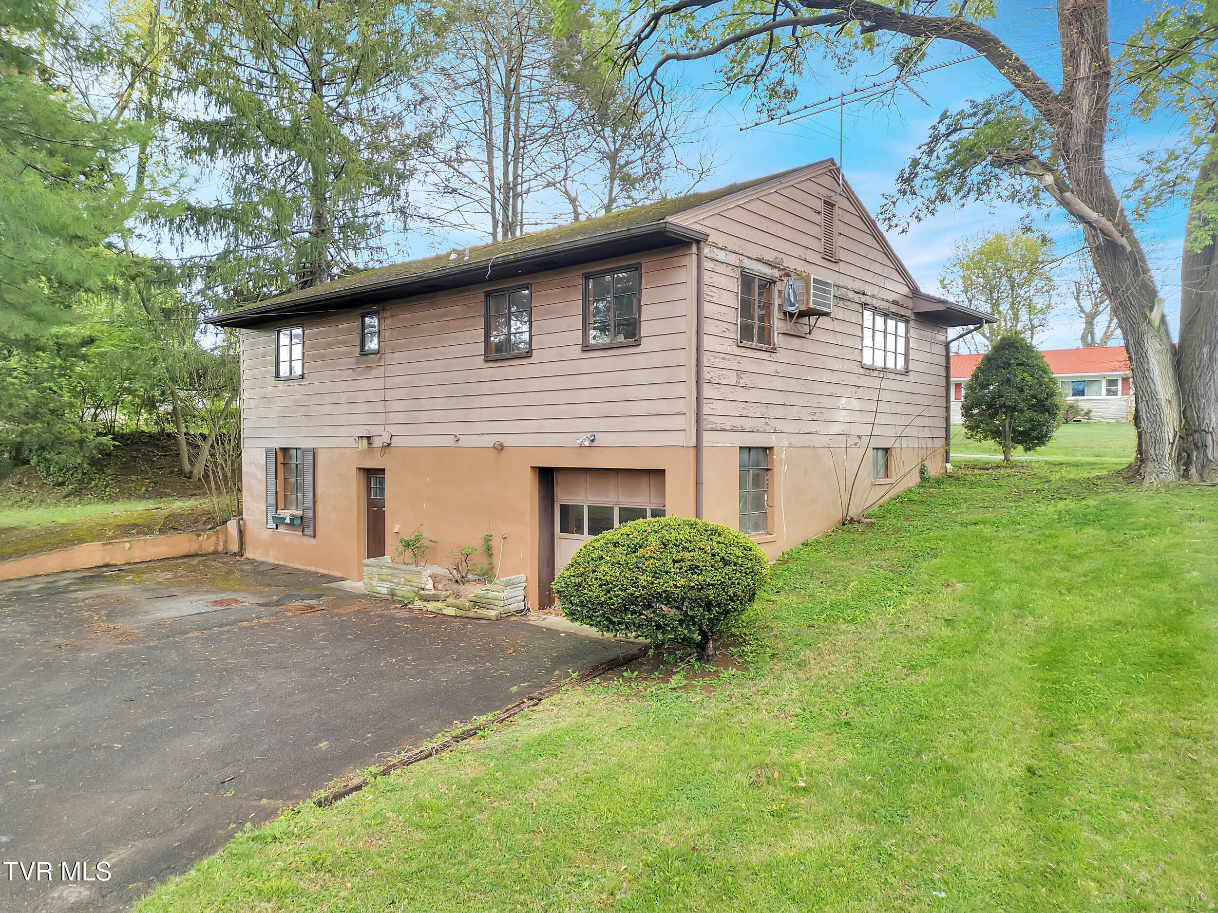 125 Indian Hills Drive, Greeneville, Tennessee image 4