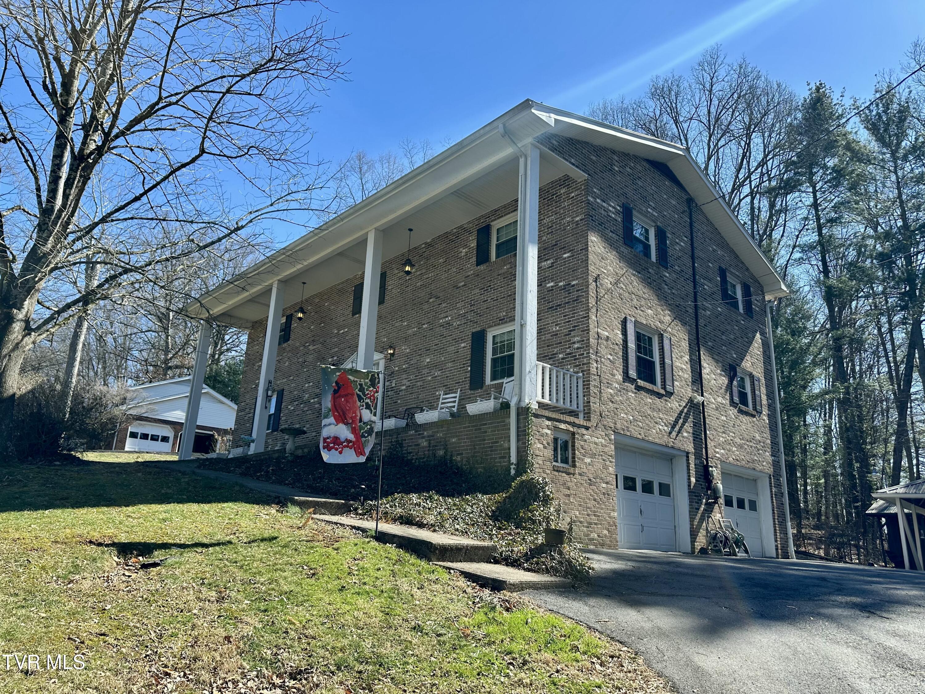 21543 Plantation Road, Bristol, Virginia image 3