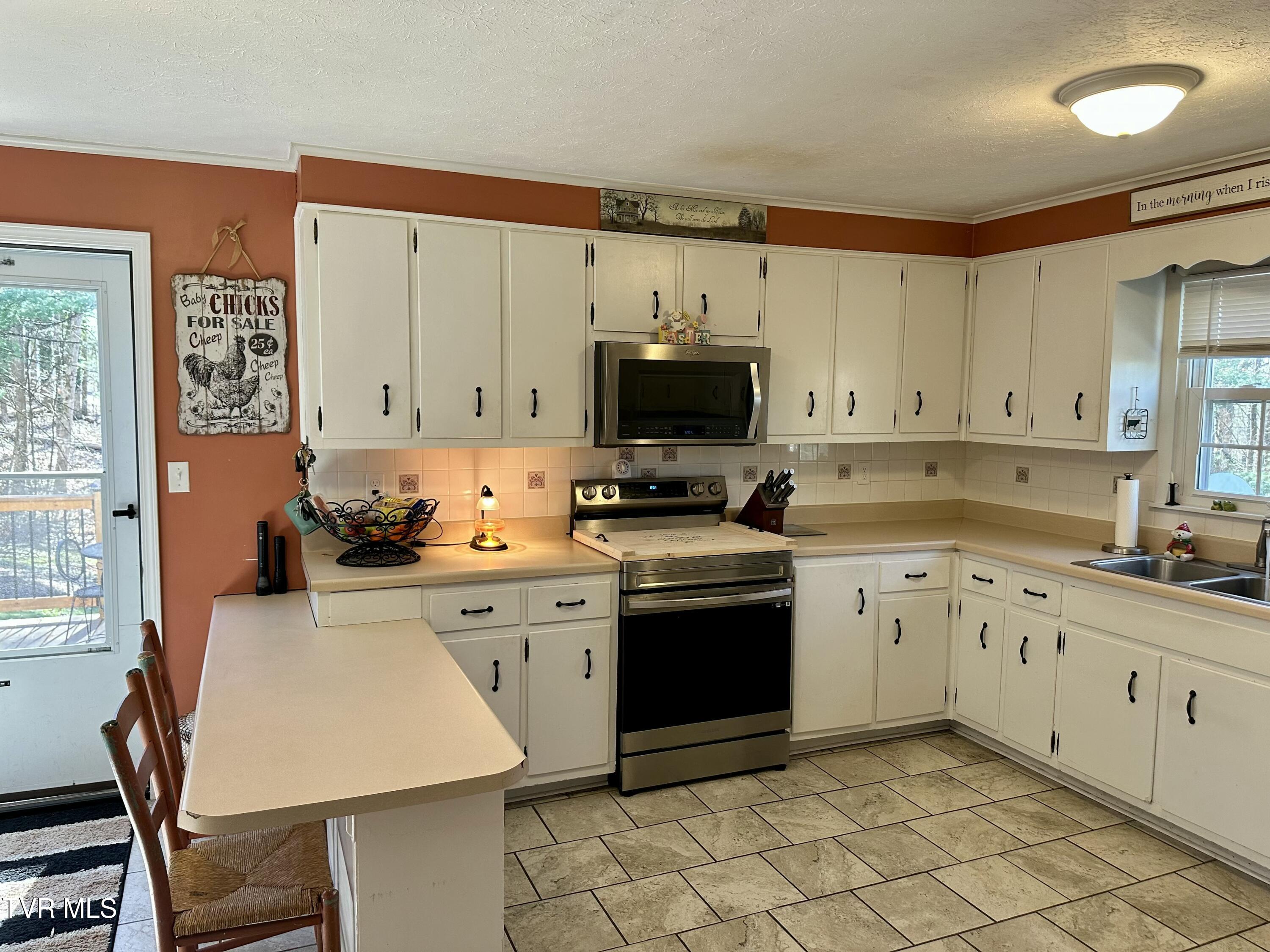 21543 Plantation Road, Bristol, Virginia image 24