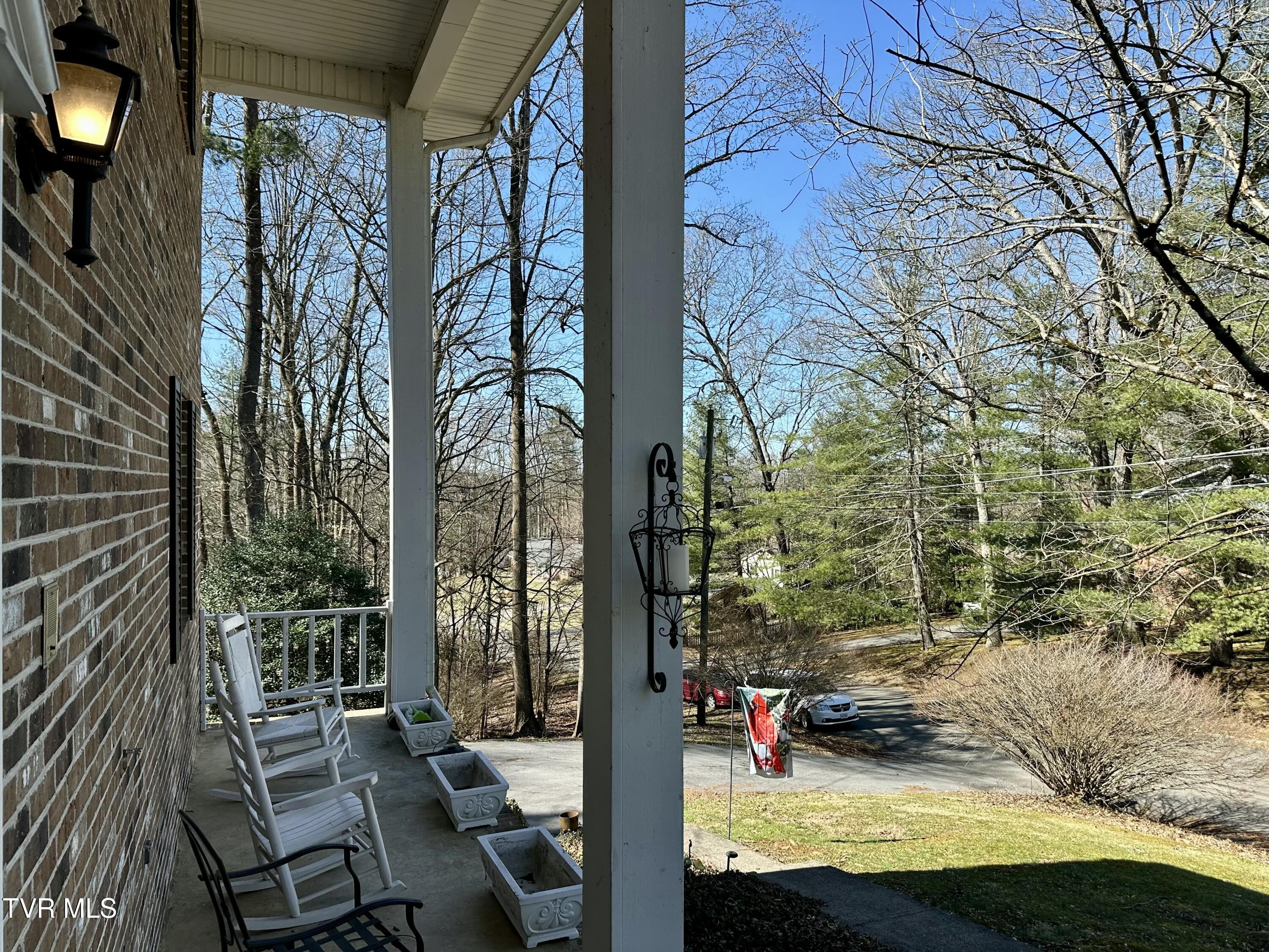 21543 Plantation Road, Bristol, Virginia image 6