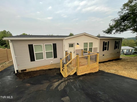 Homes For Sale - 2115 Ramsey Avenue<br/> Kingsport, TN 37665