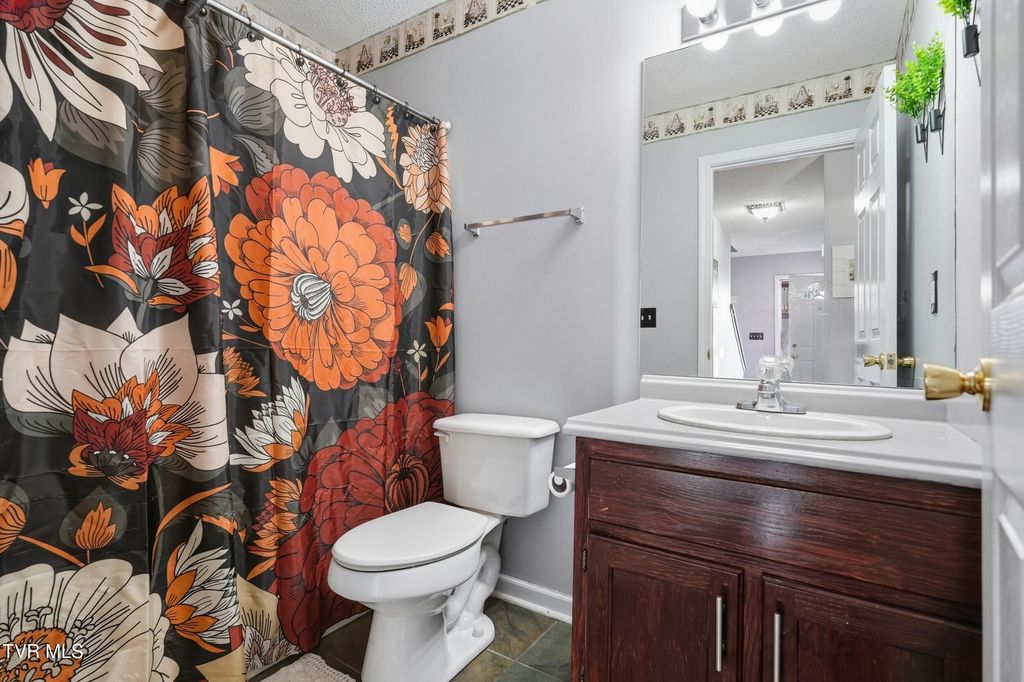 Photo of 504 Hallbrook Drive Dr #27, Gray, TN 37615 (MLS # 9988983)