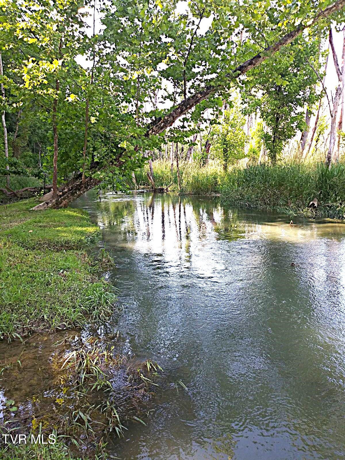 939 Muddy Creek Rd Rd, Piney Flats, Tennessee image 23
