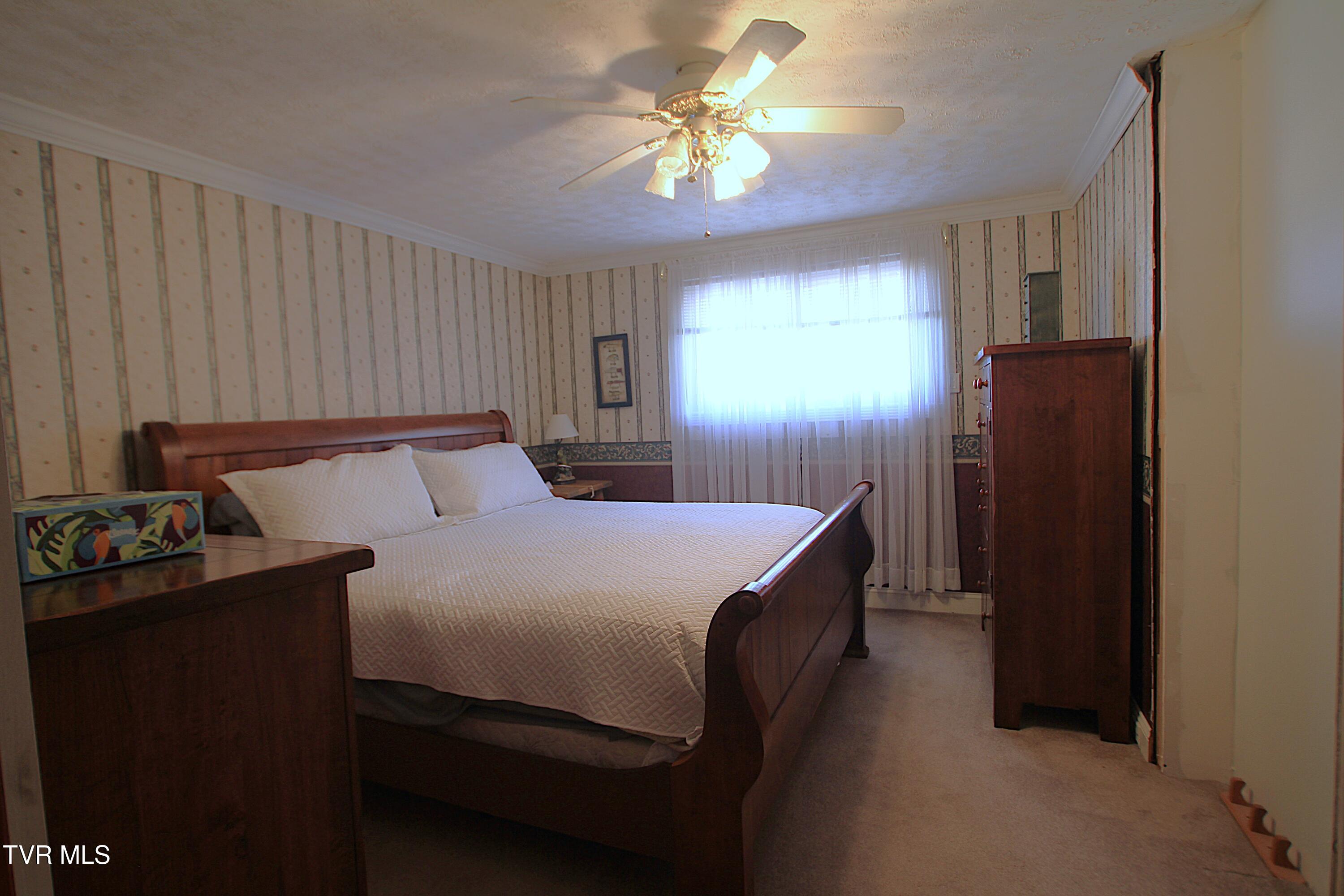 939 Muddy Creek Rd Rd, Piney Flats, Tennessee image 11