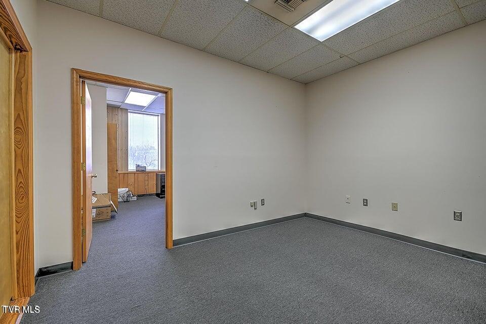 245 East New Street 210