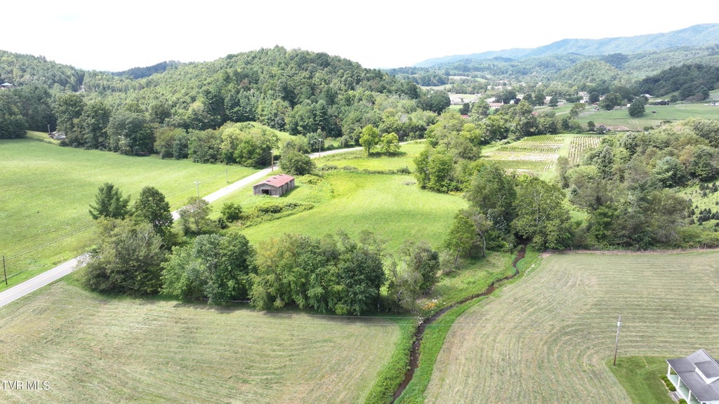 Photo of Tbd Us Highway 421 Highway, Mountain City, TN 37683 (MLS # 10000383)