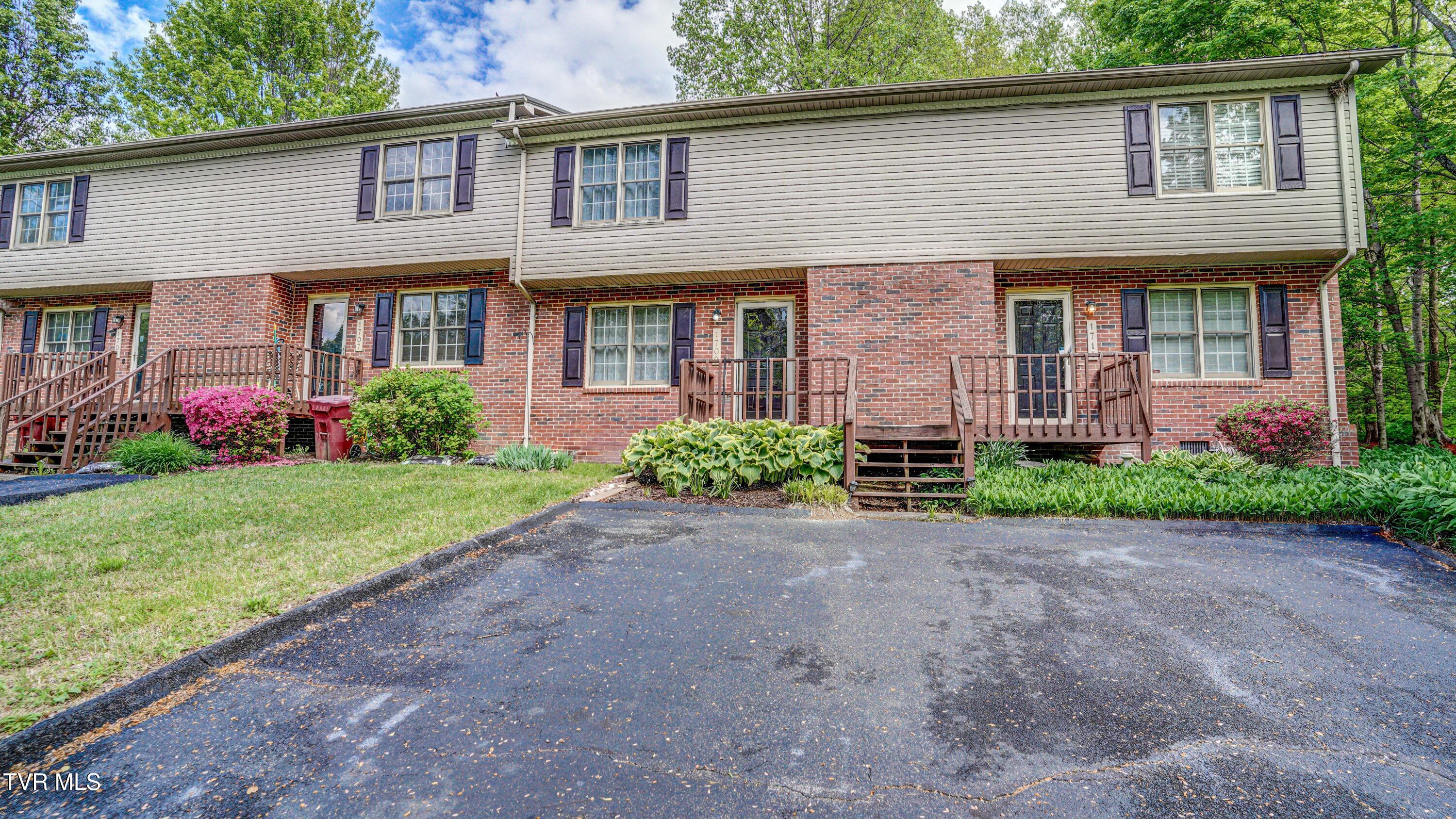 1709 Herrin Drive, Johnson City, Tennessee image 1