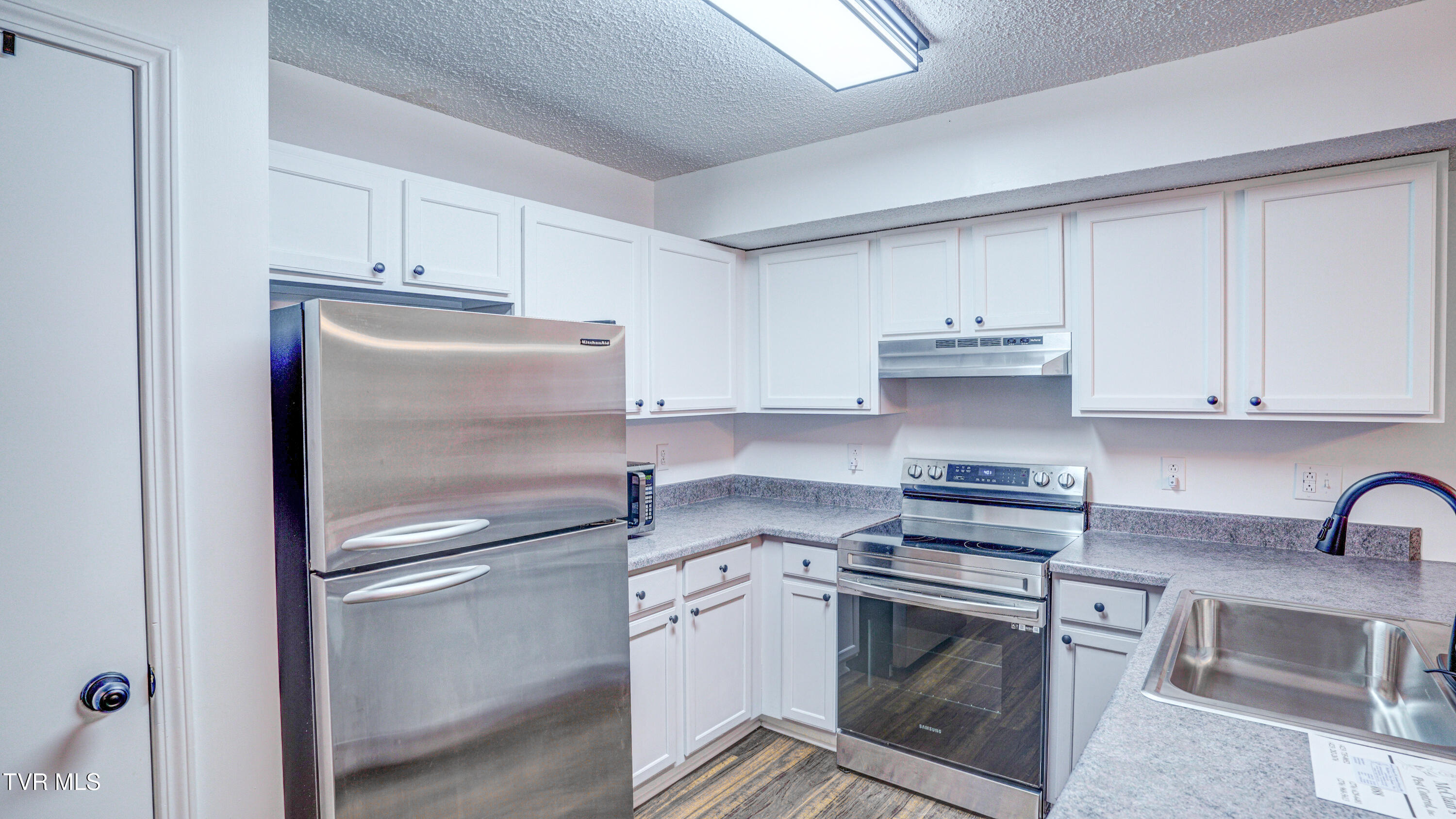 1709 Herrin Drive, Johnson City, Tennessee image 3