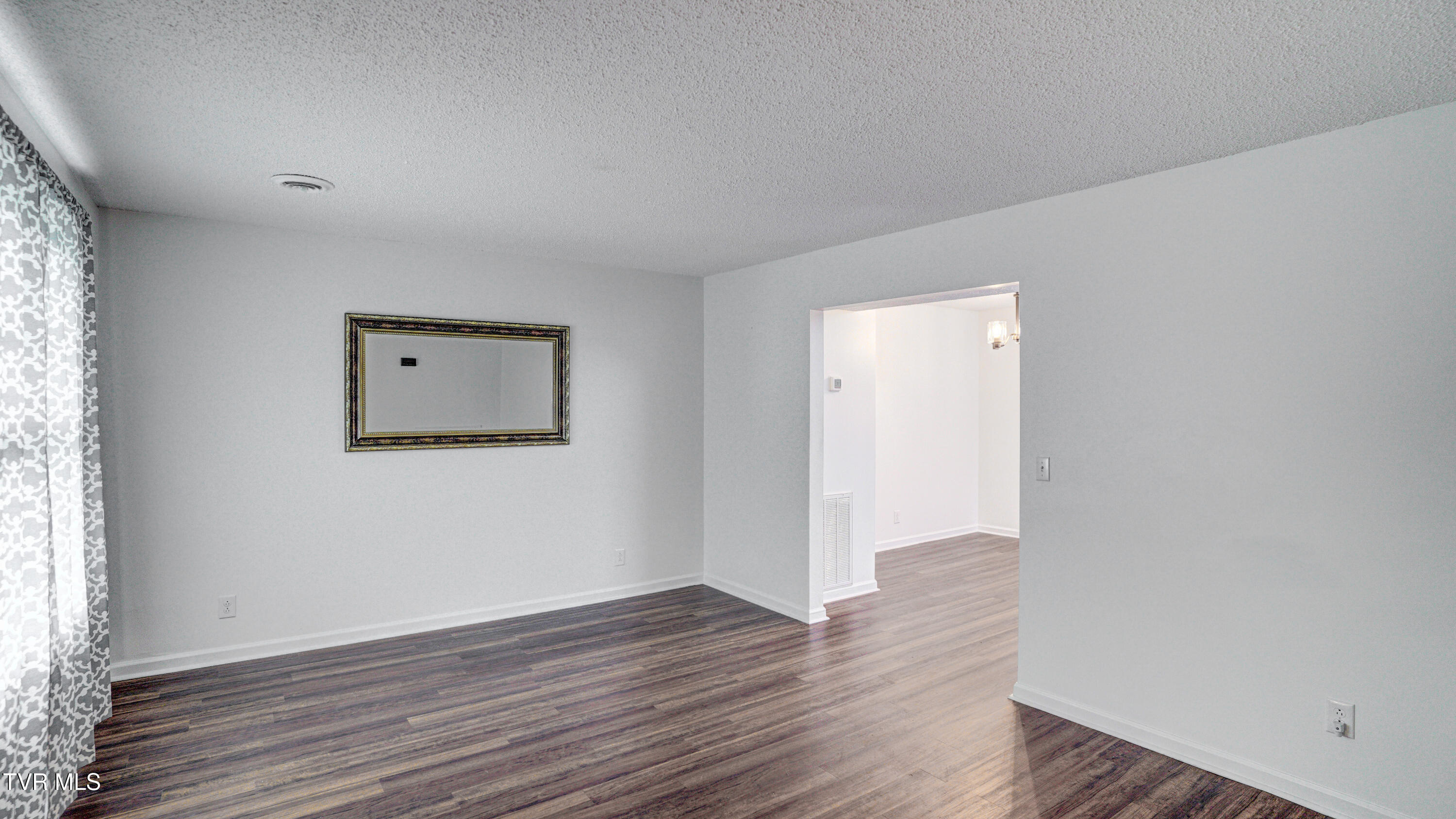 1709 Herrin Drive, Johnson City, Tennessee image 2