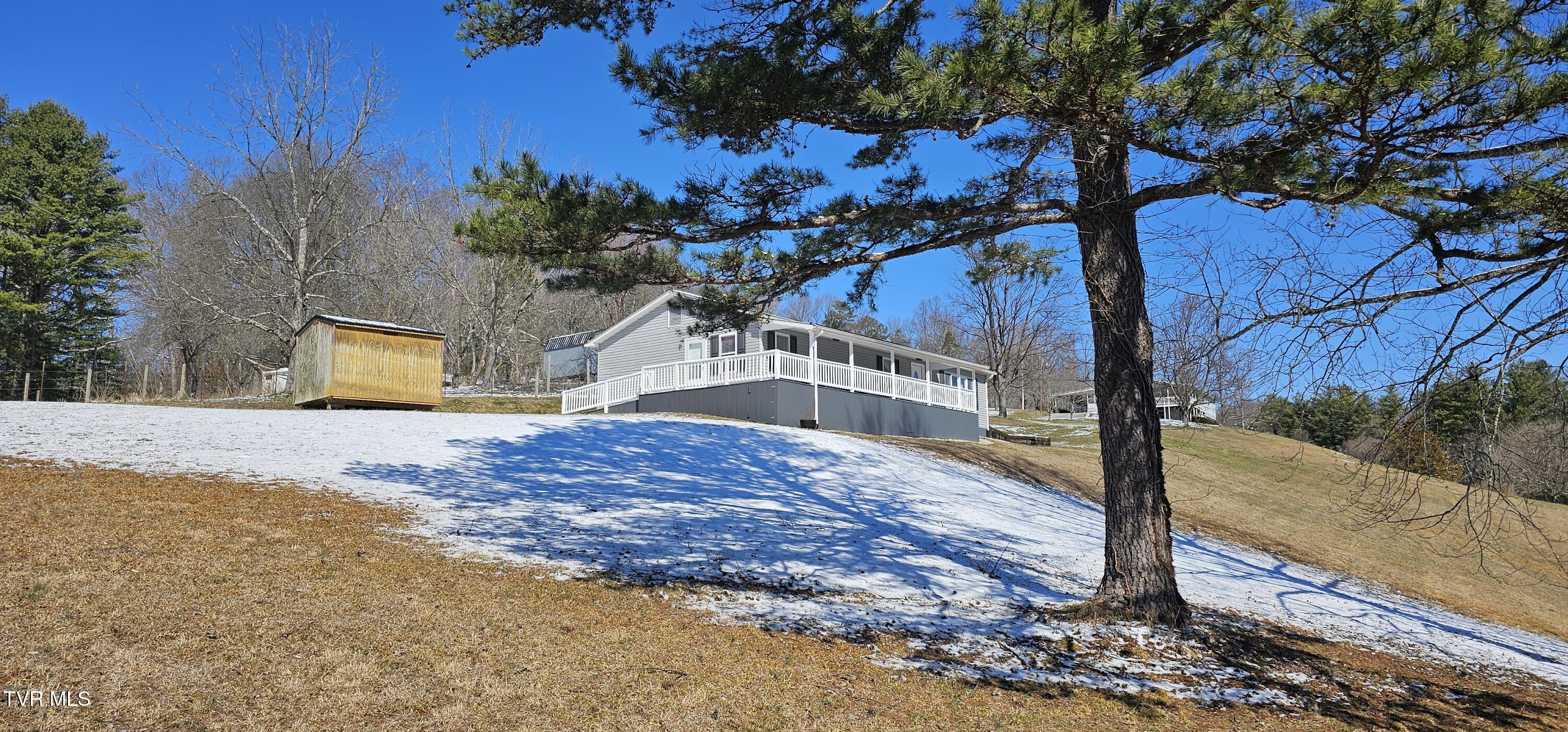 676 Big Hill Road, Pennington Gap, Virginia image 5