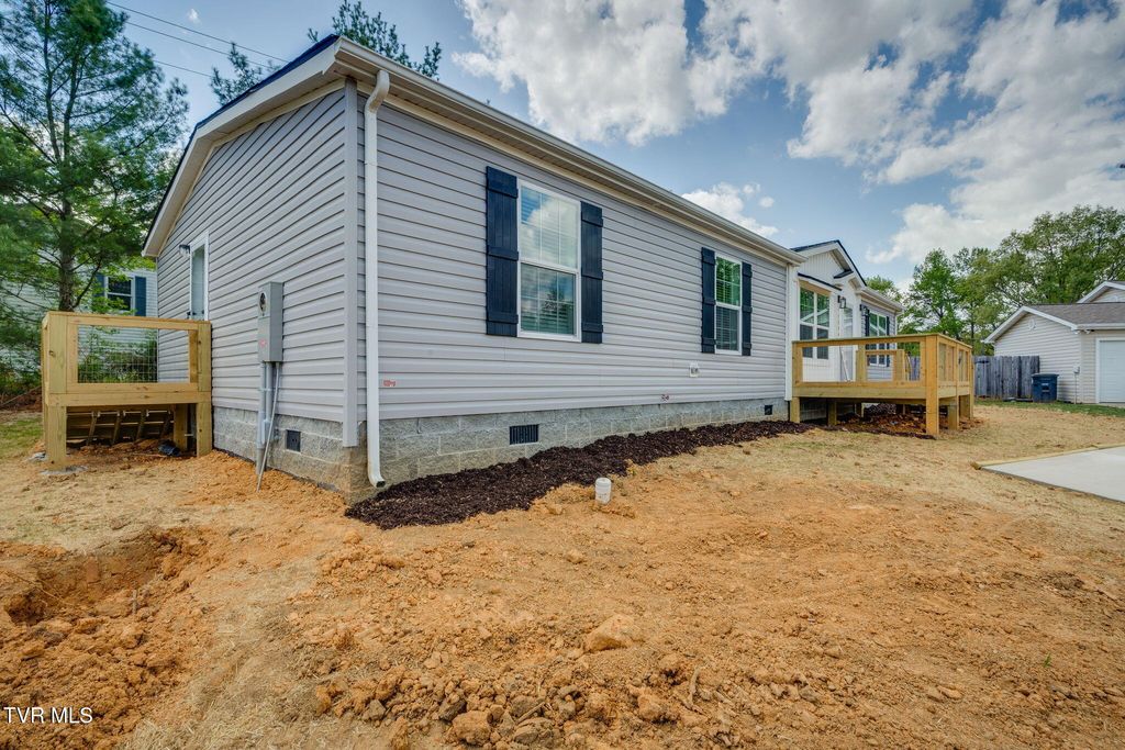 Photo of 1534 Harmony Ridge Drive, Kingsport, TN 37665 (MLS # 9994043)