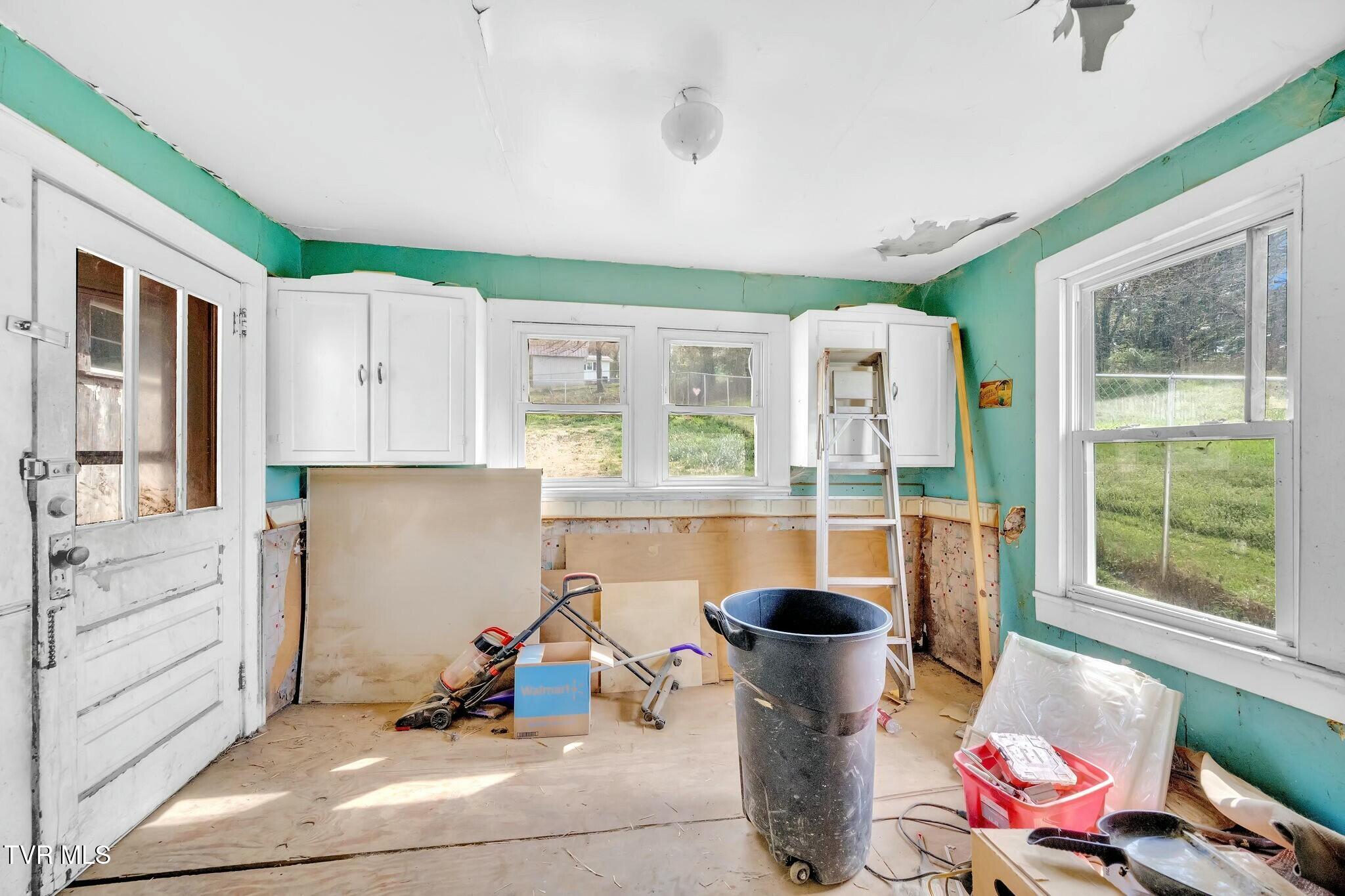 159 King Mill Pike, Bristol, Virginia image 11