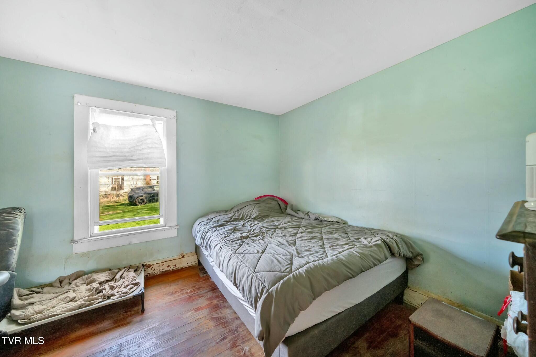 159 King Mill Pike, Bristol, Virginia image 6