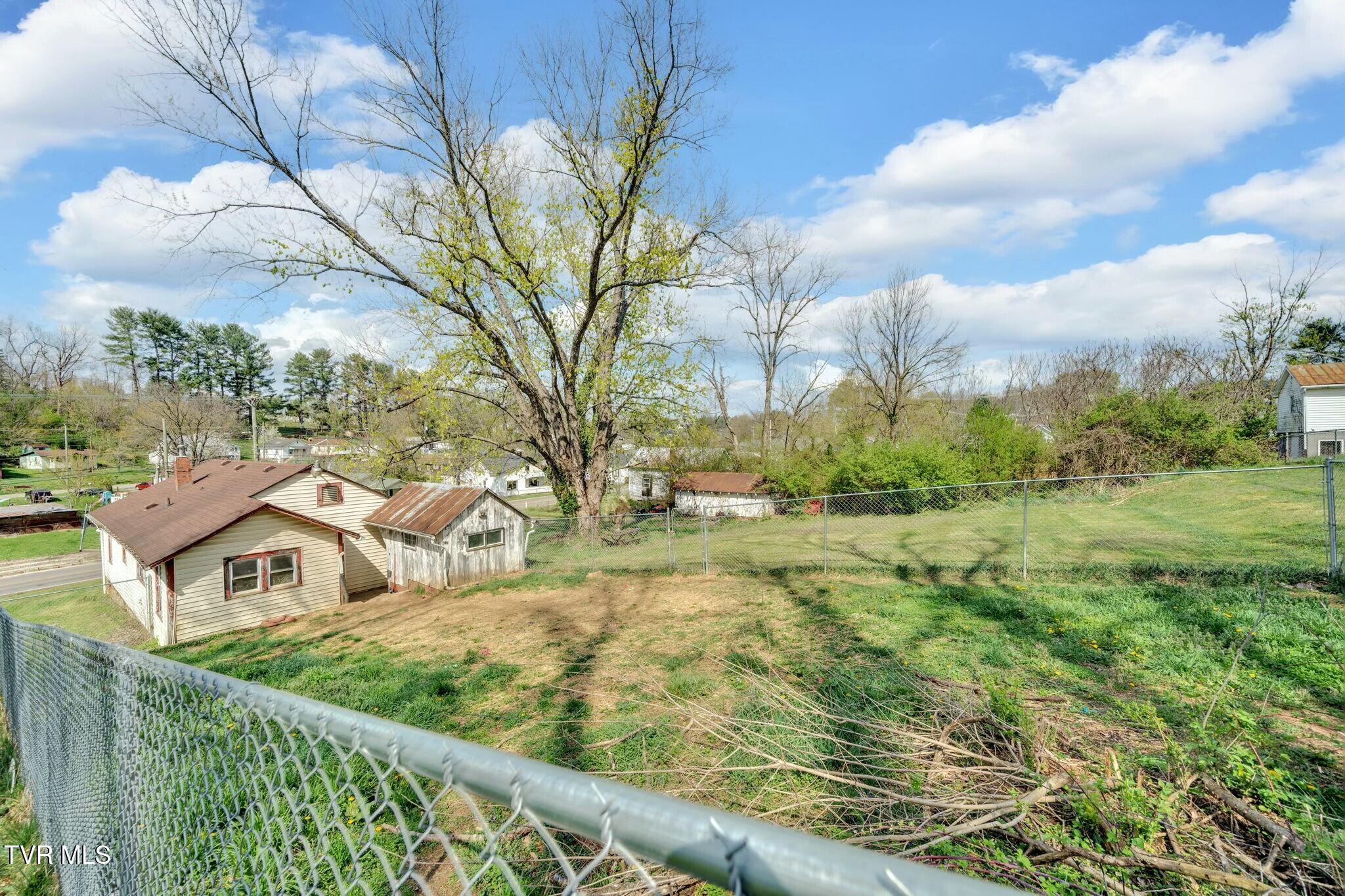159 King Mill Pike, Bristol, Virginia image 16
