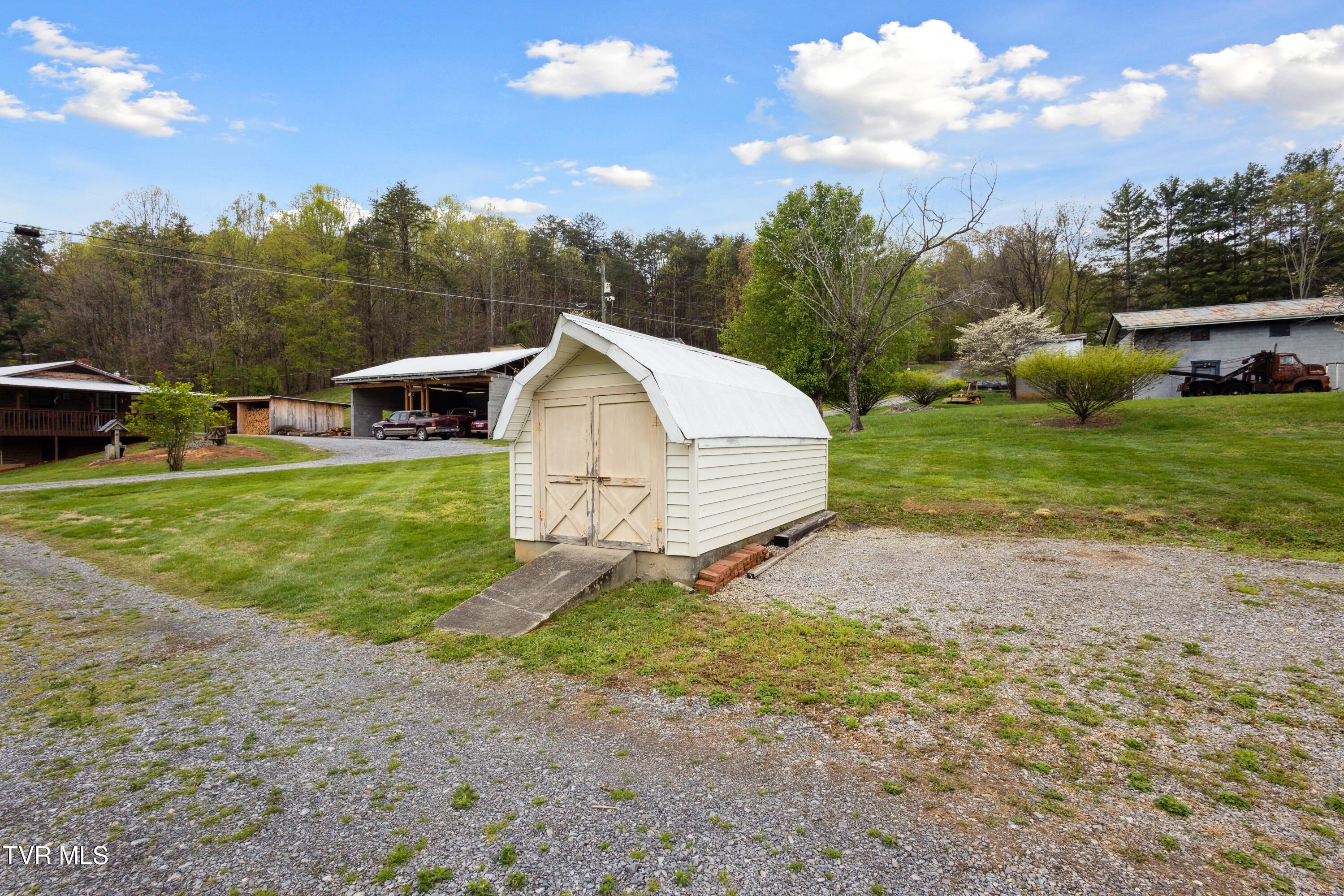 583 Fleming Road, Gate City, Virginia image 32