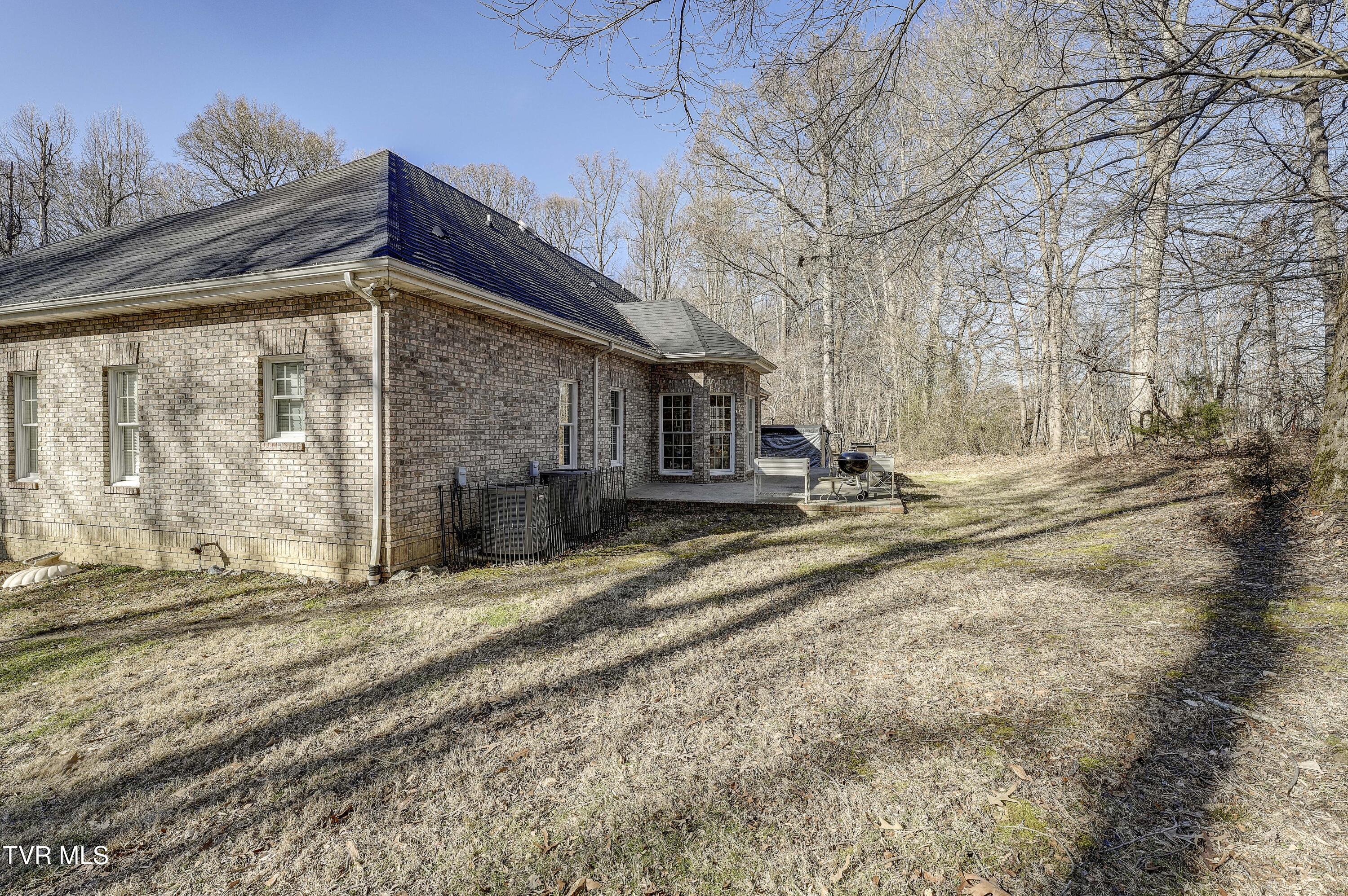 257 Logan Chapel Road, Fall Branch, Tennessee image 17