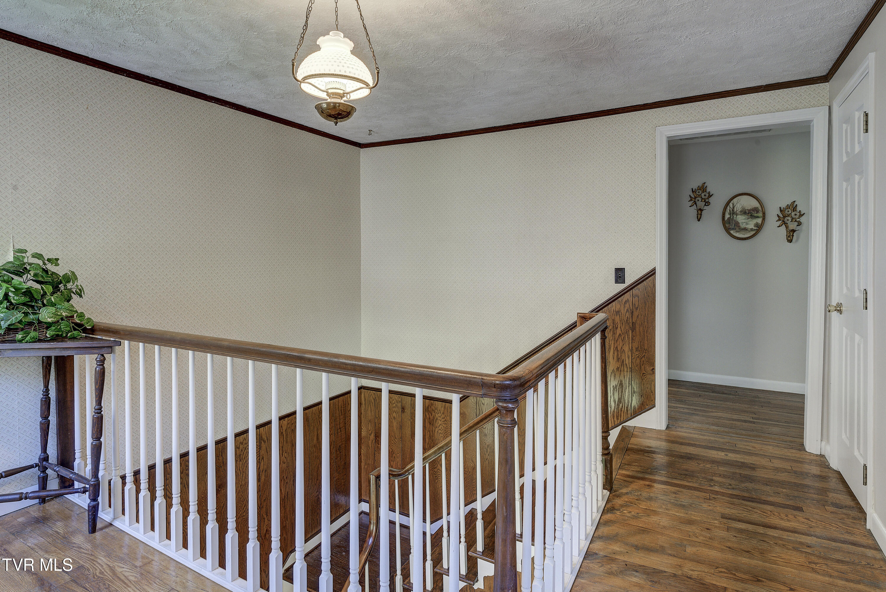 Vansant, Virginia 24656, United States, 5 Bedrooms Bedrooms, ,2 BathroomsBathrooms,Residential,Pending,119904