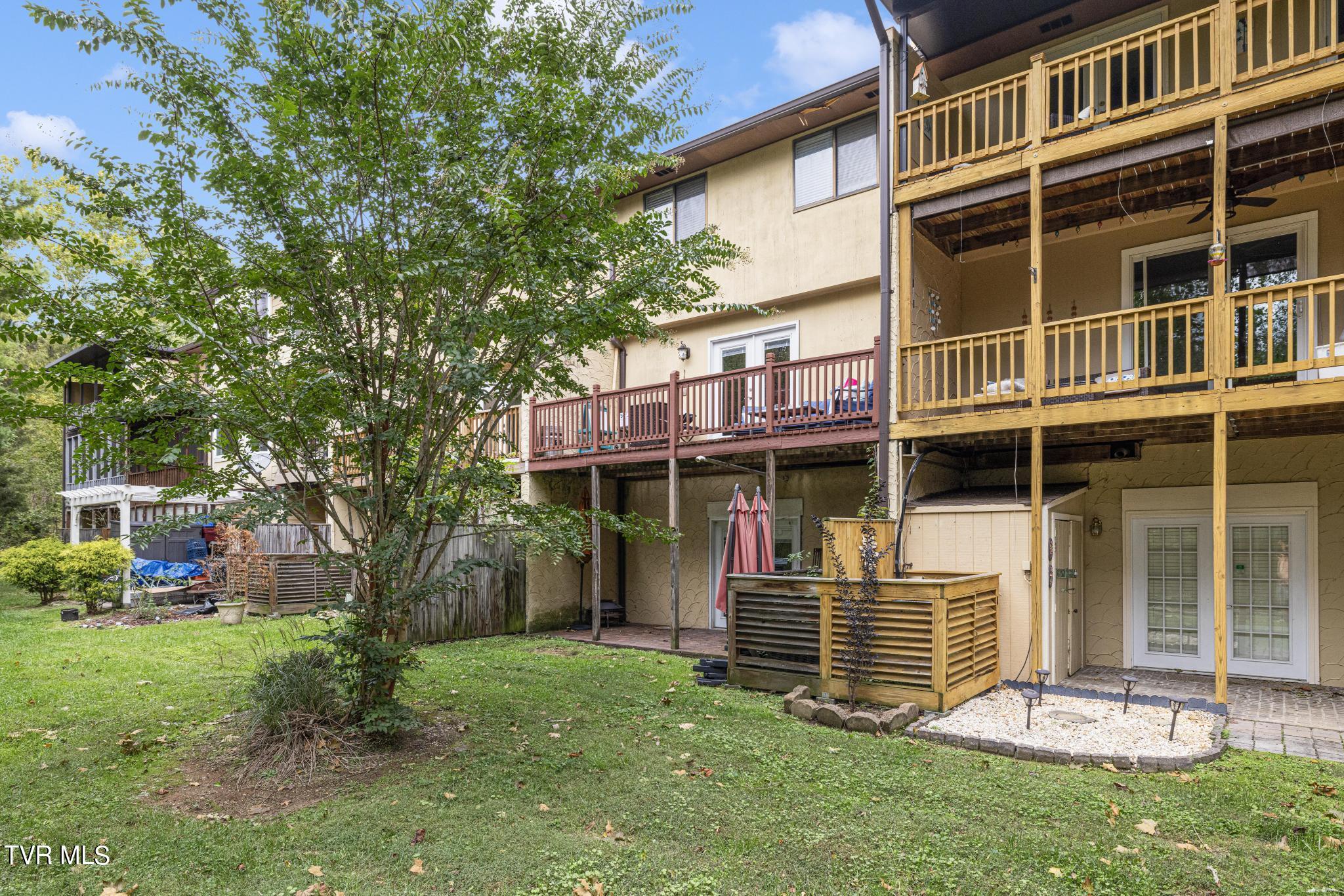 605 Redstone Dr Dr #24, Bristol, Tennessee image 35