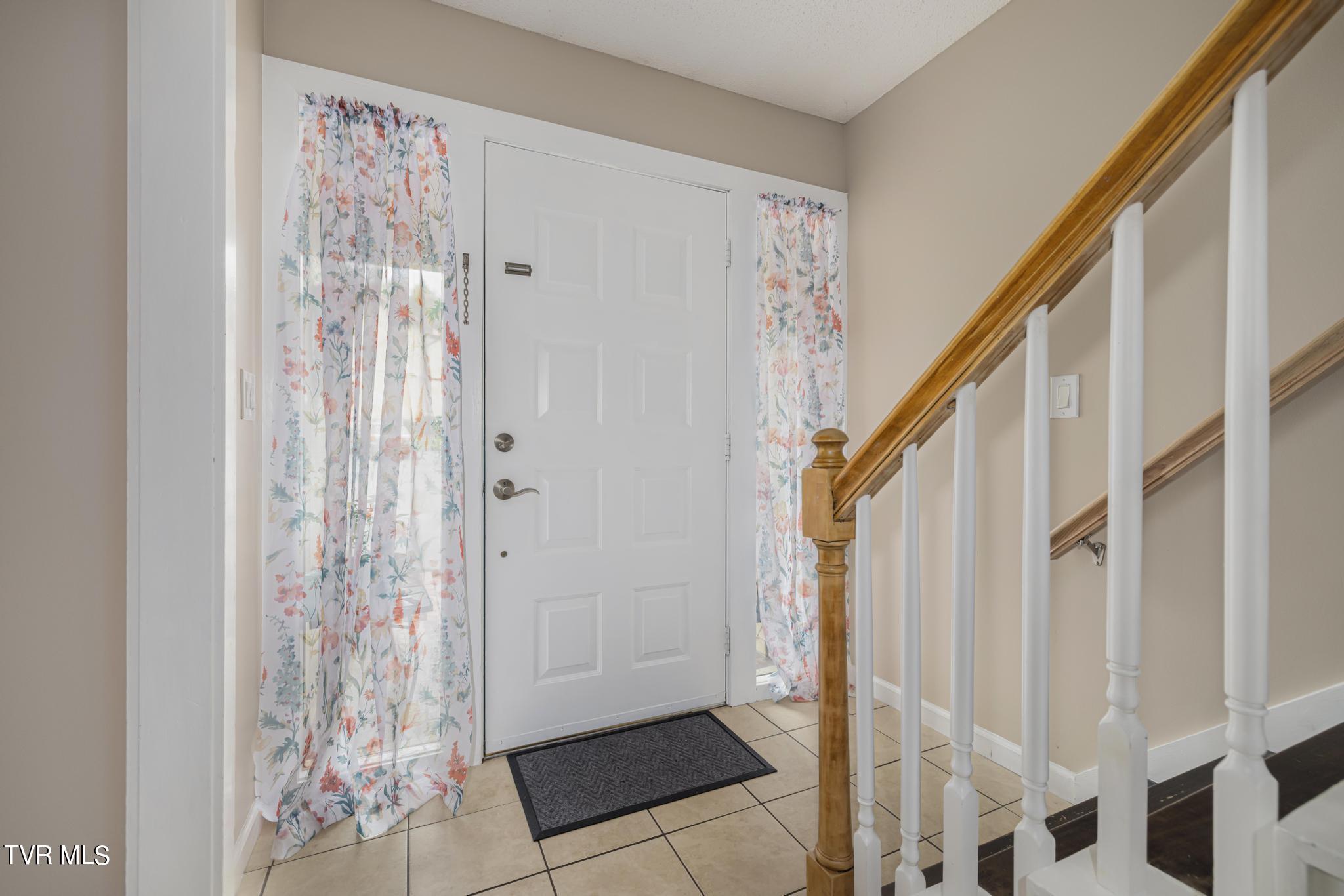605 Redstone Dr Dr #24, Bristol, Tennessee image 4