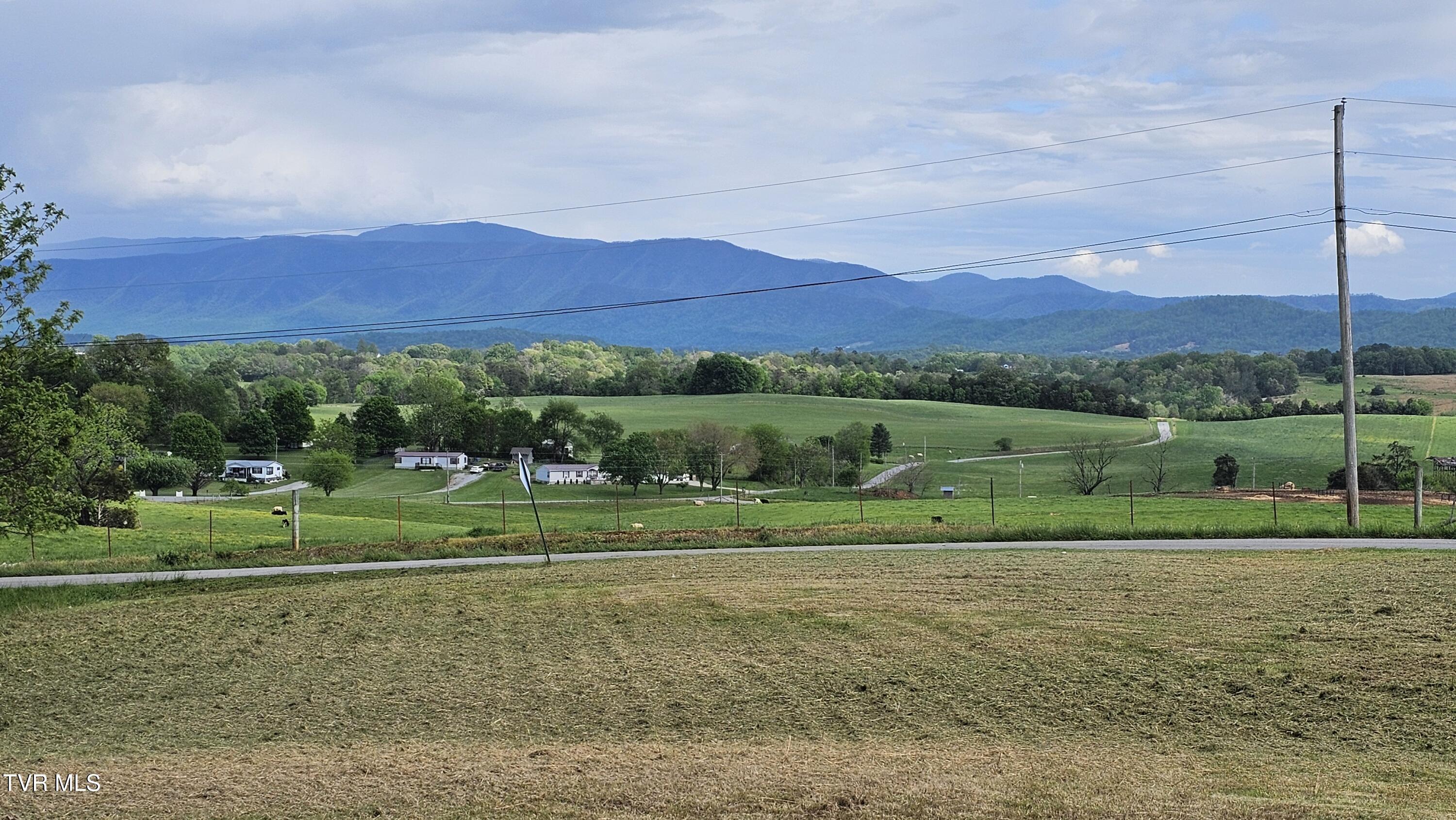 1515 Old Kentucky Road, Greeneville, Tennessee image 1