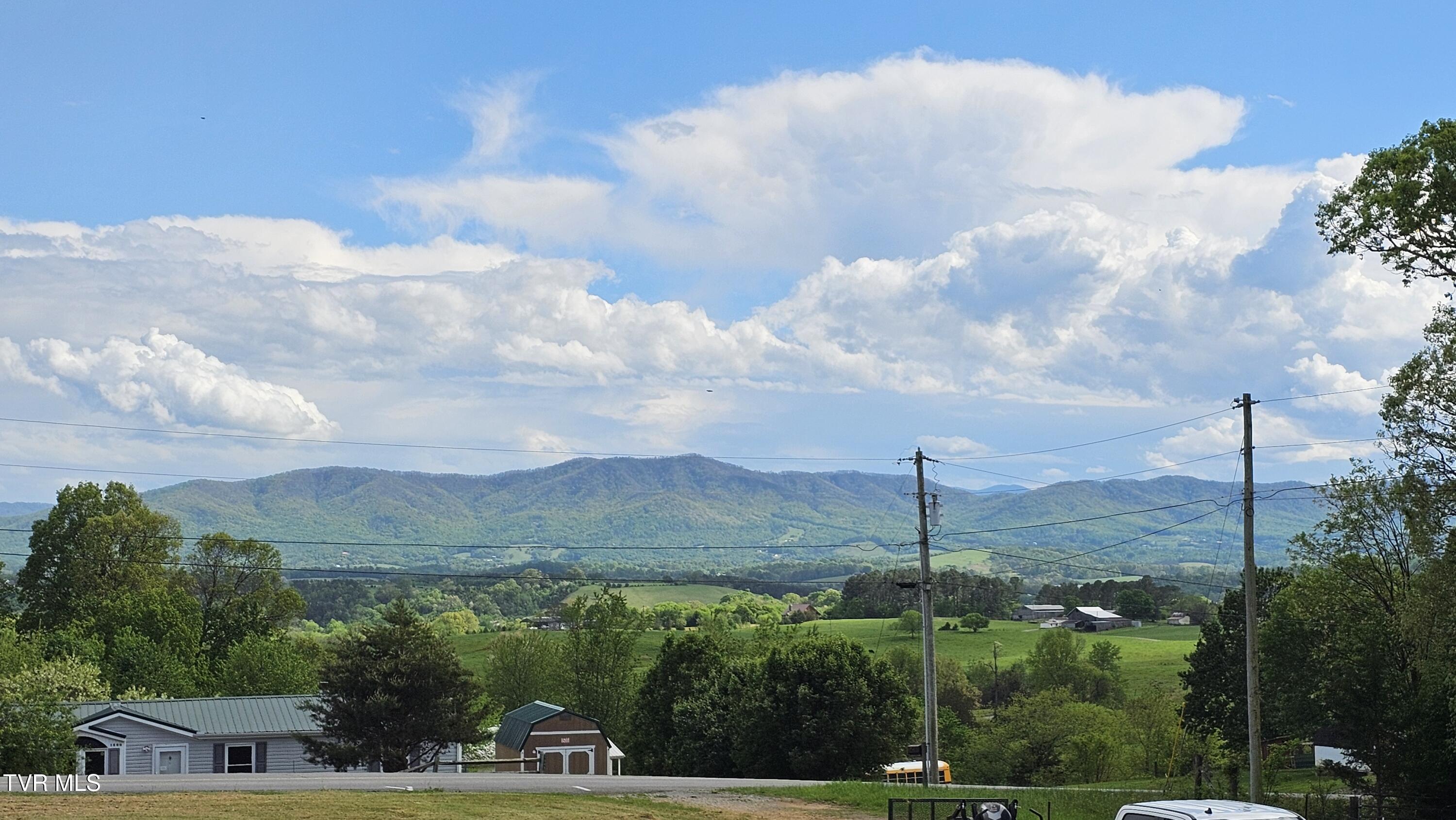 1515 Old Kentucky Road, Greeneville, Tennessee image 2