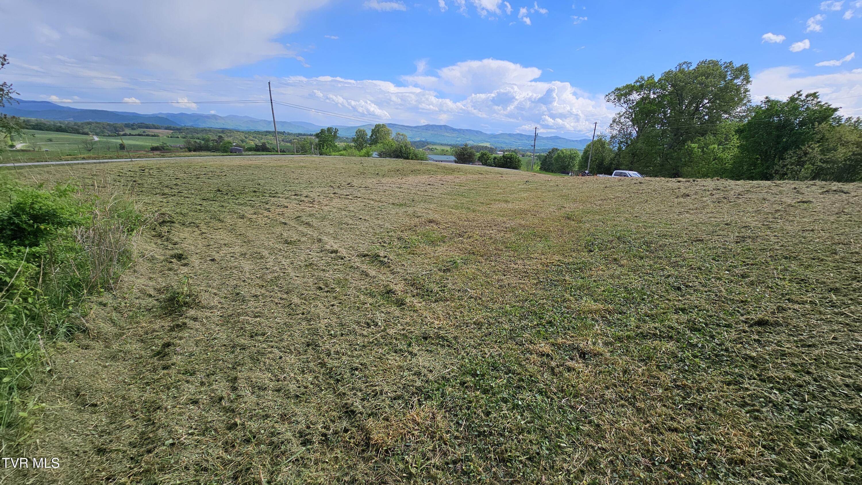 1515 Old Kentucky Road, Greeneville, Tennessee image 3