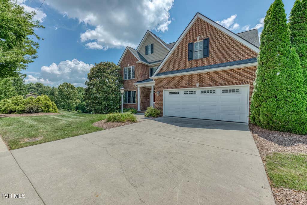 Photo of 931 Shadyside Drive, Kingsport, TN 37663 (MLS # 9998850)