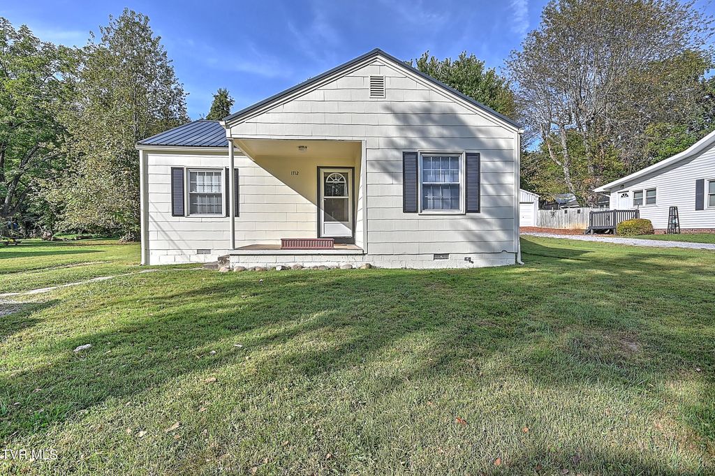 Photo of 1712 Concord Street, Johnson City, TN 37604 (MLS # 9986090)